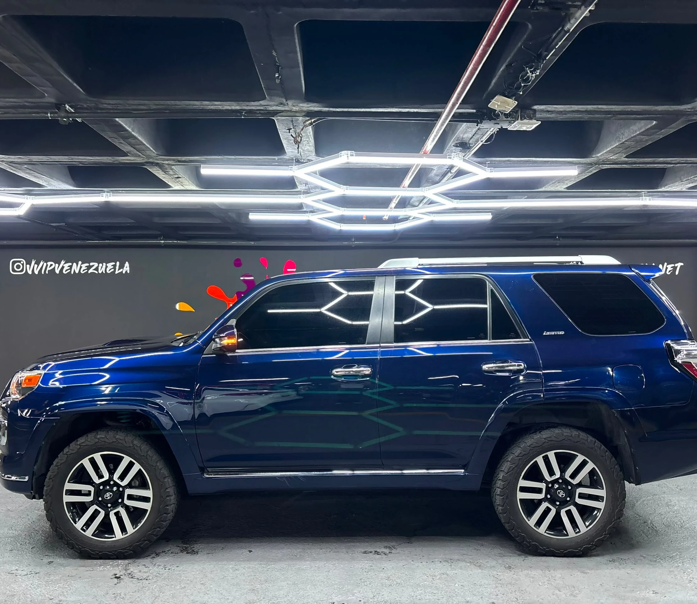2014 Toyota 4Runner Limited — photo 4