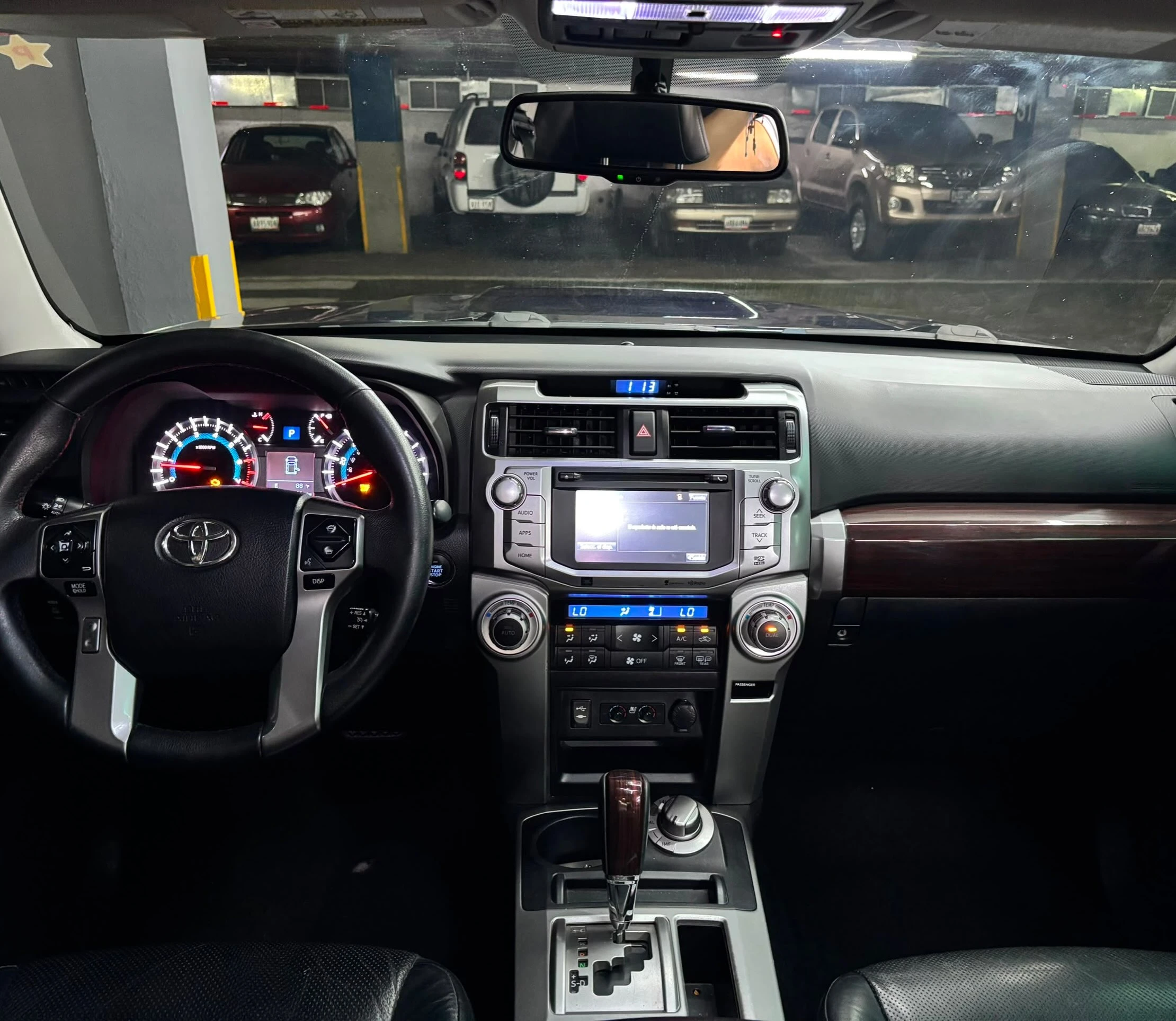 2014 Toyota 4Runner Limited — photo 7