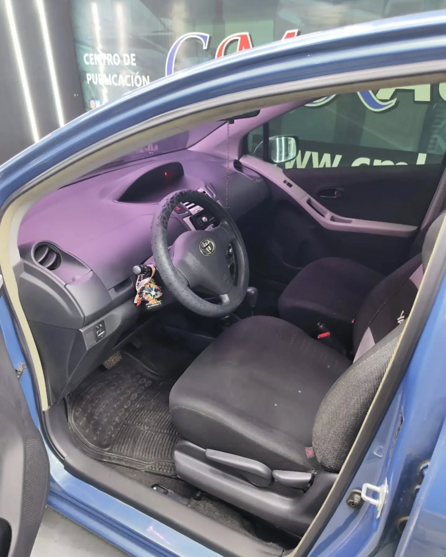 2007 Toyota Yaris Sport 2007 — photo 3