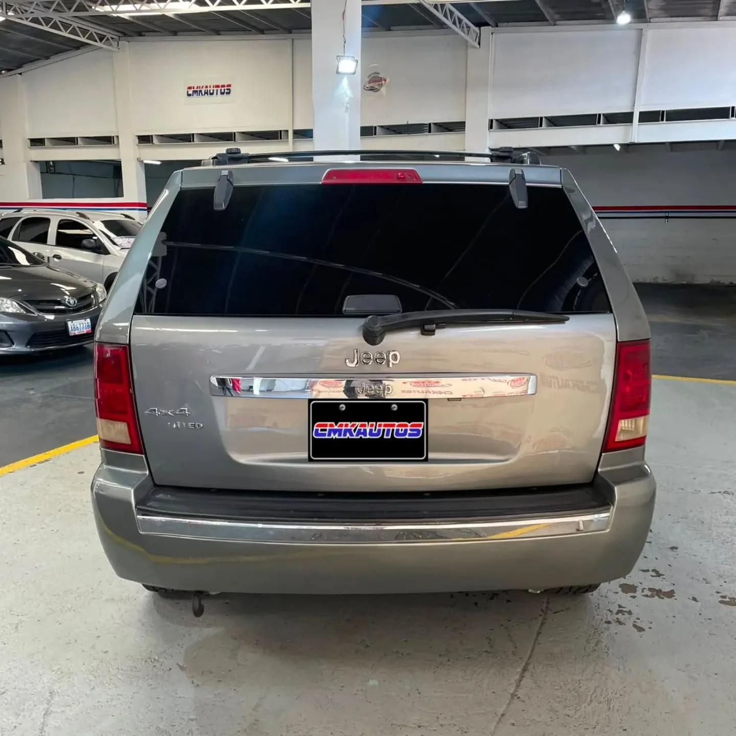 2010 Jeep Grand Cherokee Limited 2010 — photo 4