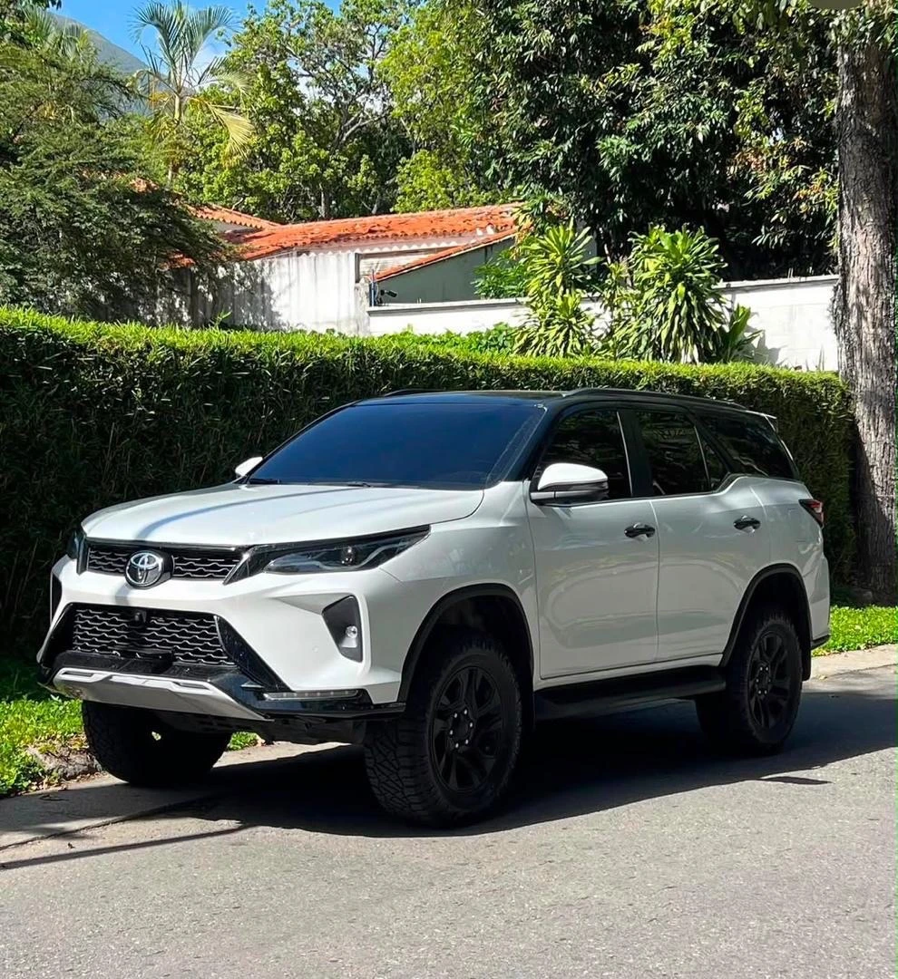 2025 Toyota Fortuner