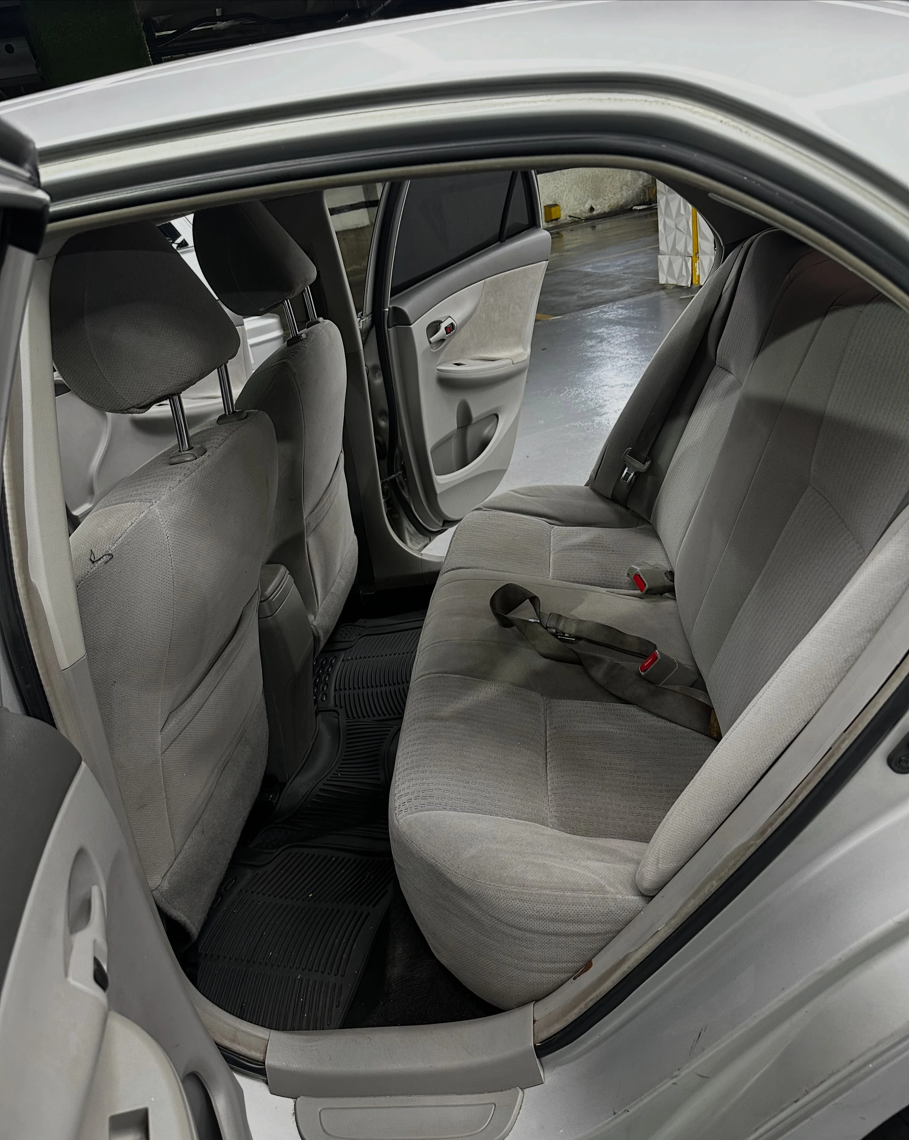 2010 Toyota Corolla XEI — photo 5