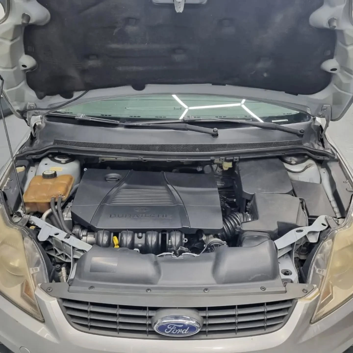 2009 Ford Focus — photo 9