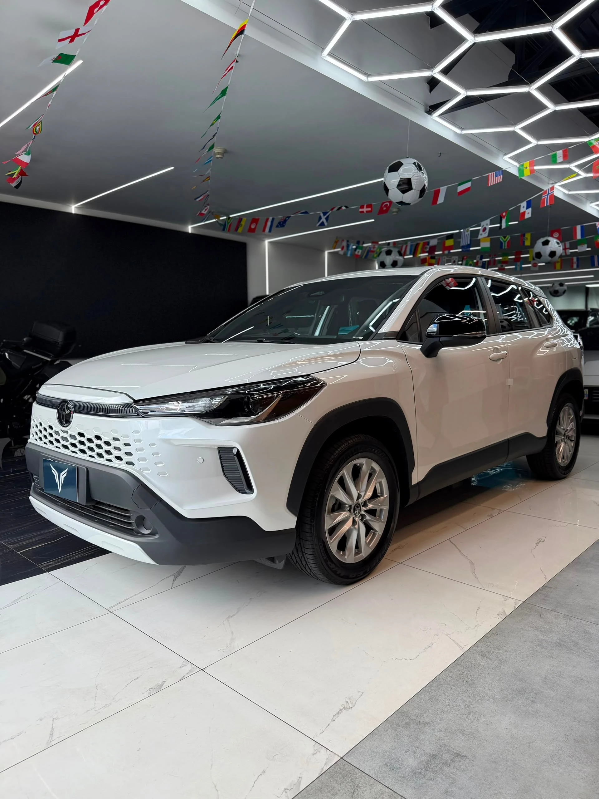 2026 Toyota Corolla Cross ELITE — photo 4