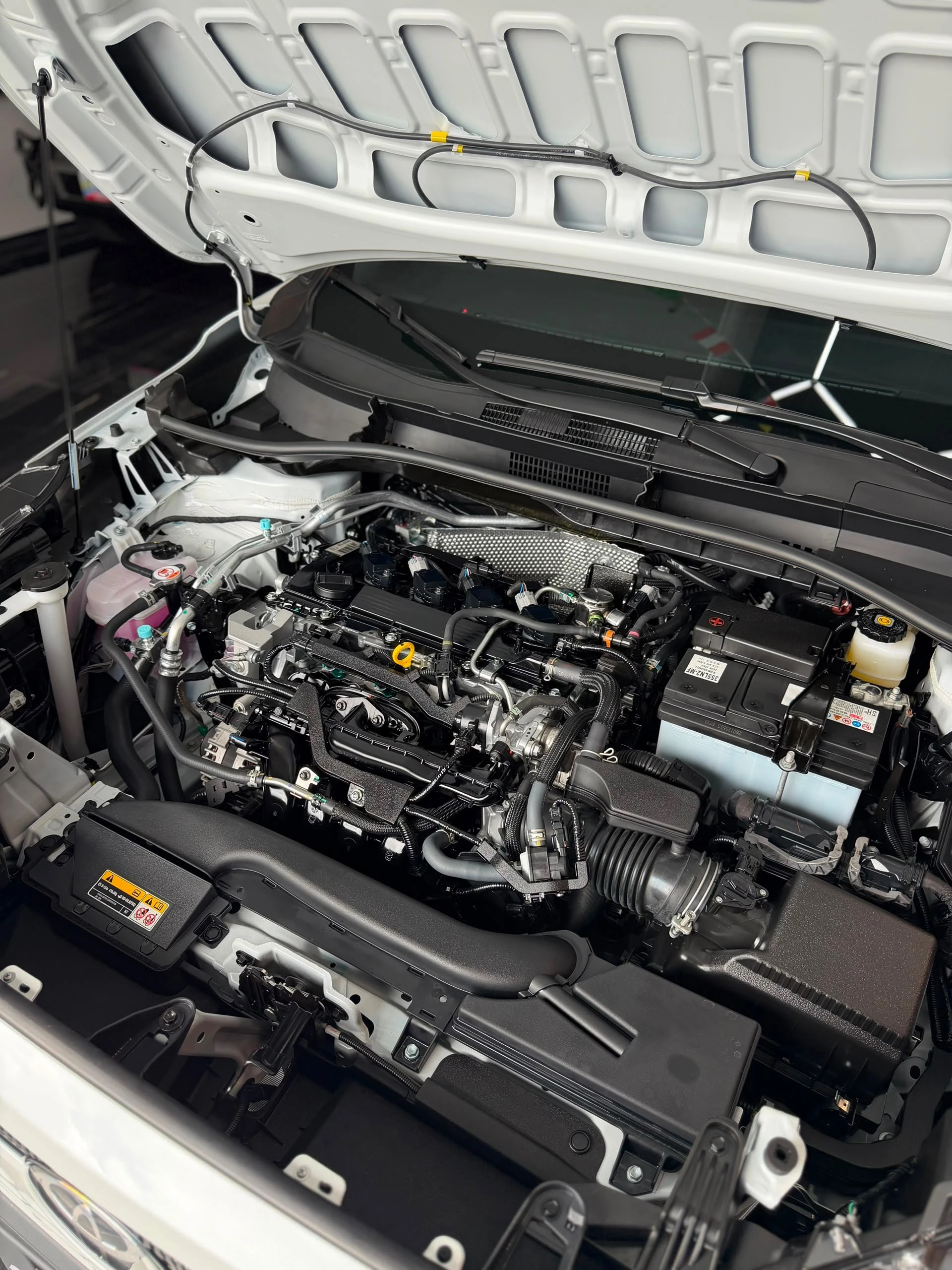 2026 Toyota Corolla Cross ELITE — photo 18