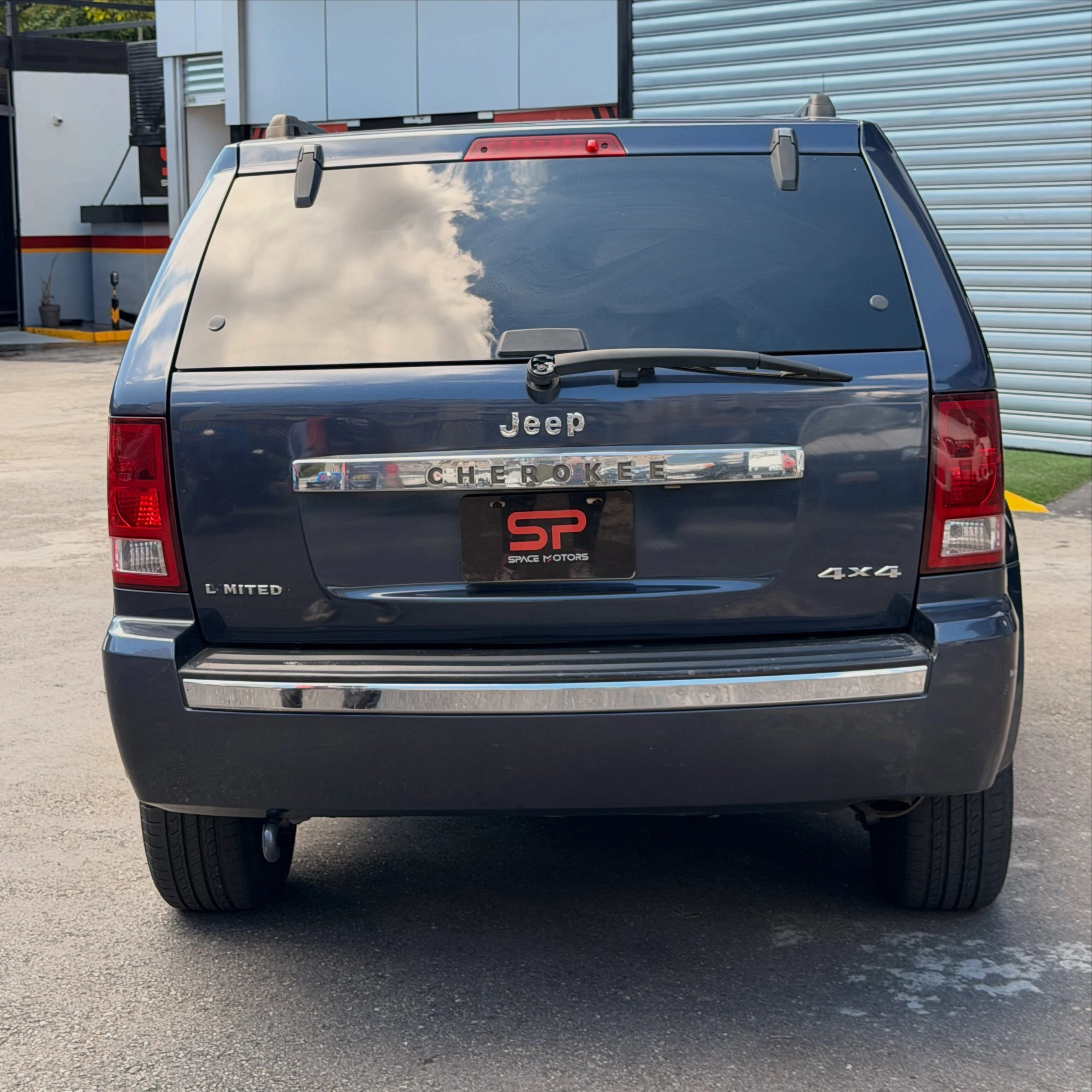 2010 Jeep Cherokee . — foto 8