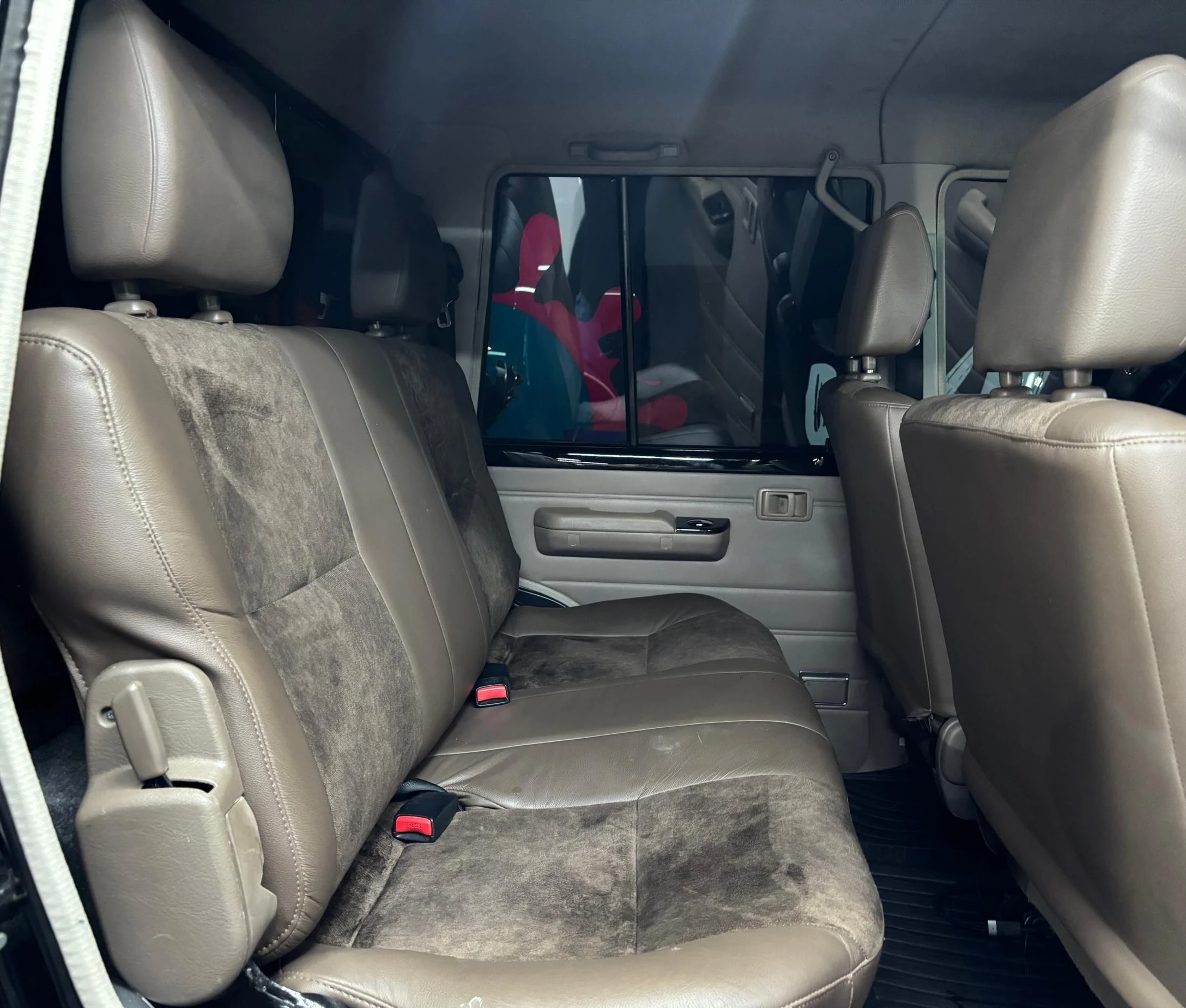 2016 Toyota Land Cruiser Serie 79 — photo 13