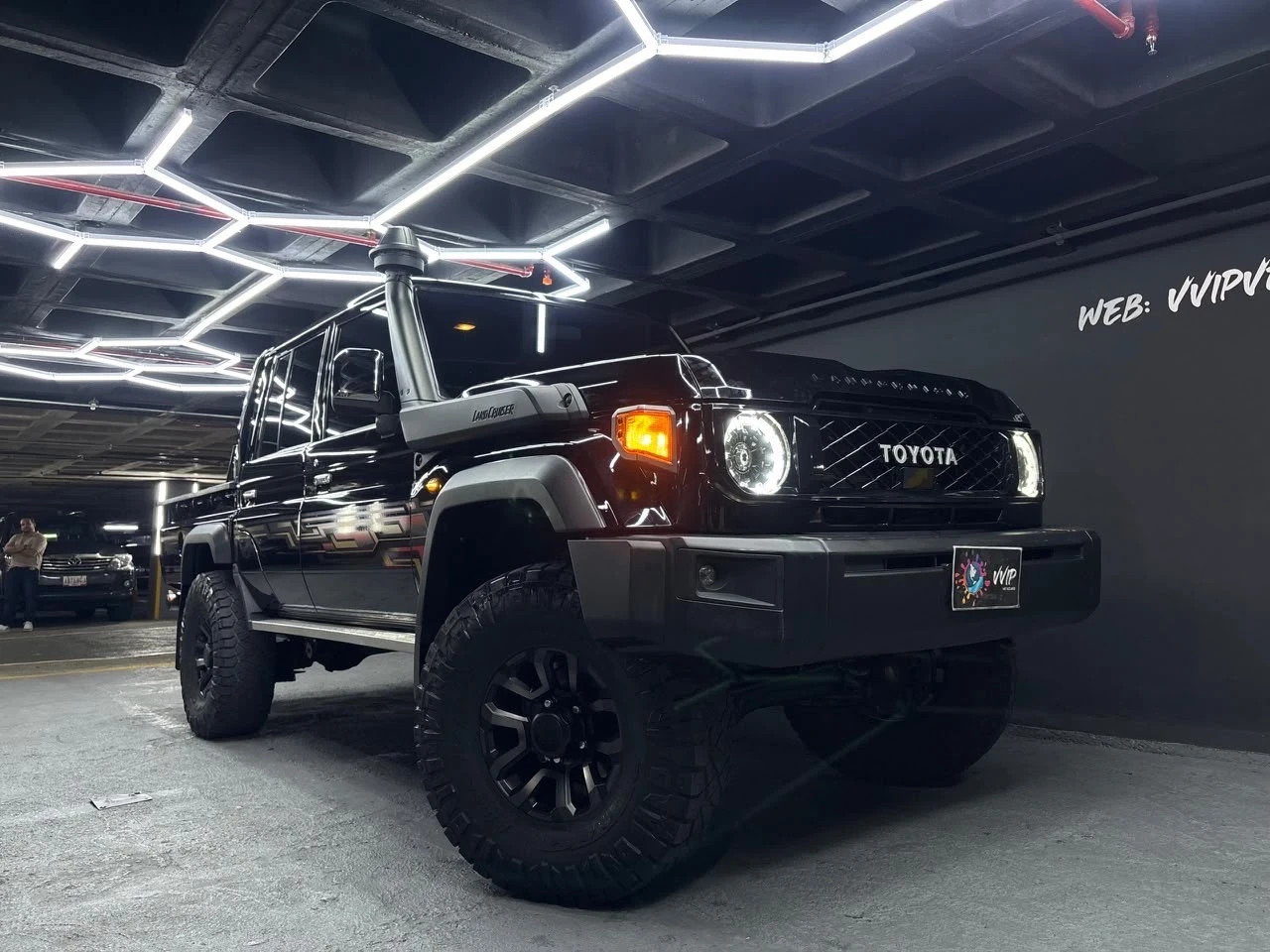 2016 Toyota Land Cruiser
