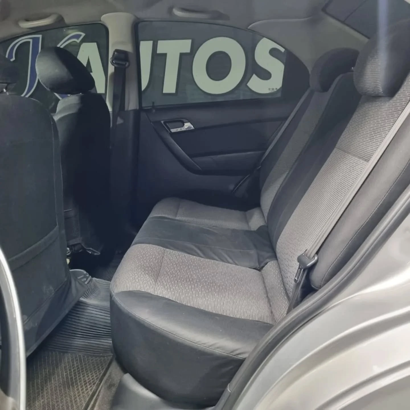 2012 Chevrolet Aveo LT 2012 — photo 3
