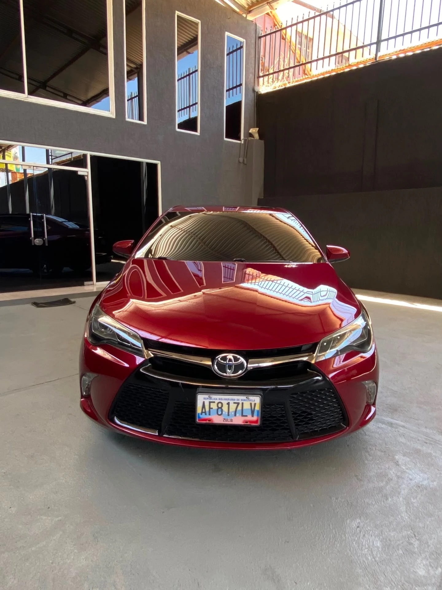 2015 Toyota Camry XSE — photo 2