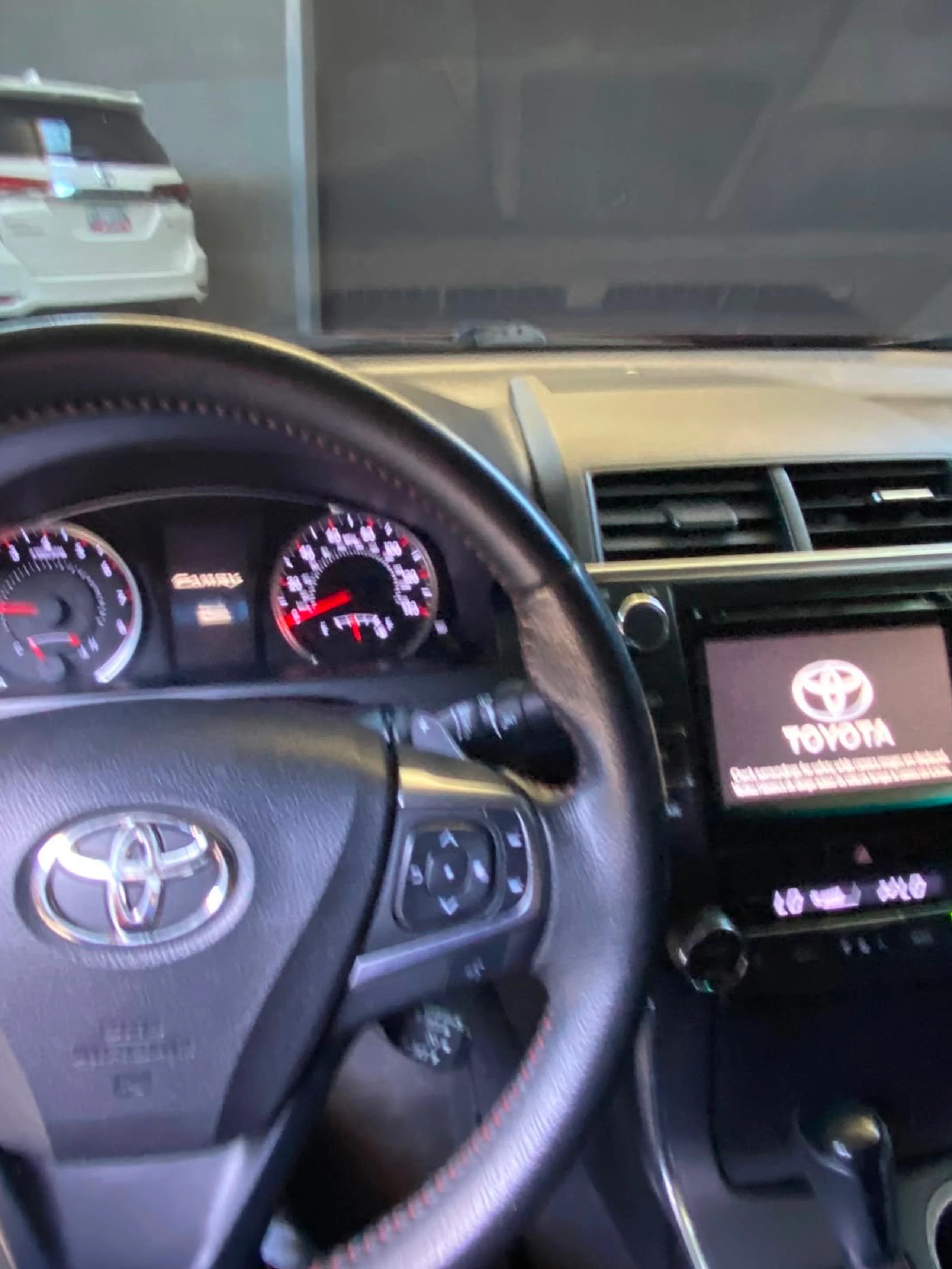 2015 Toyota Camry XSE — photo 10