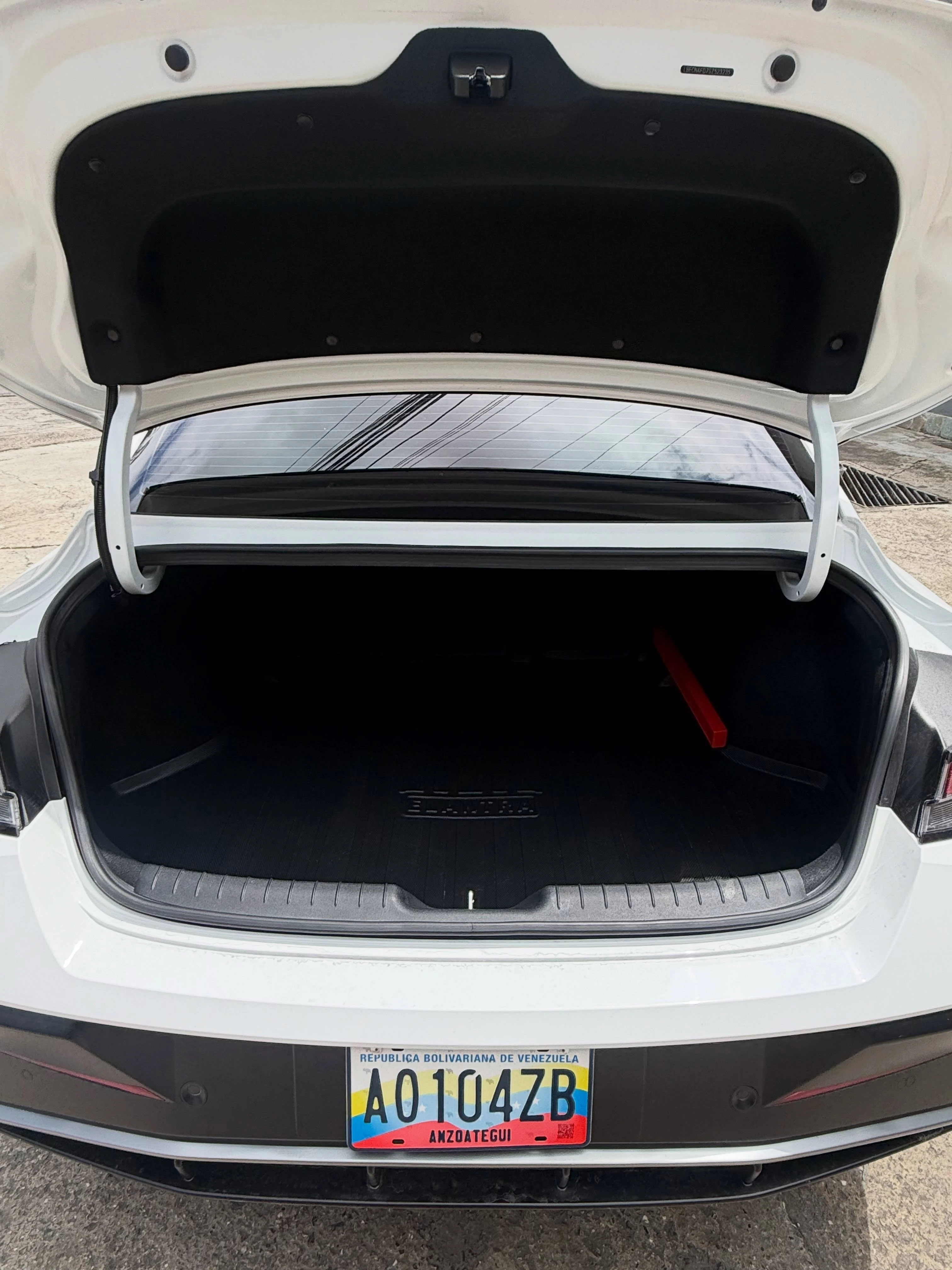 2025 Hyundai Elantra 2.0 — photo 6