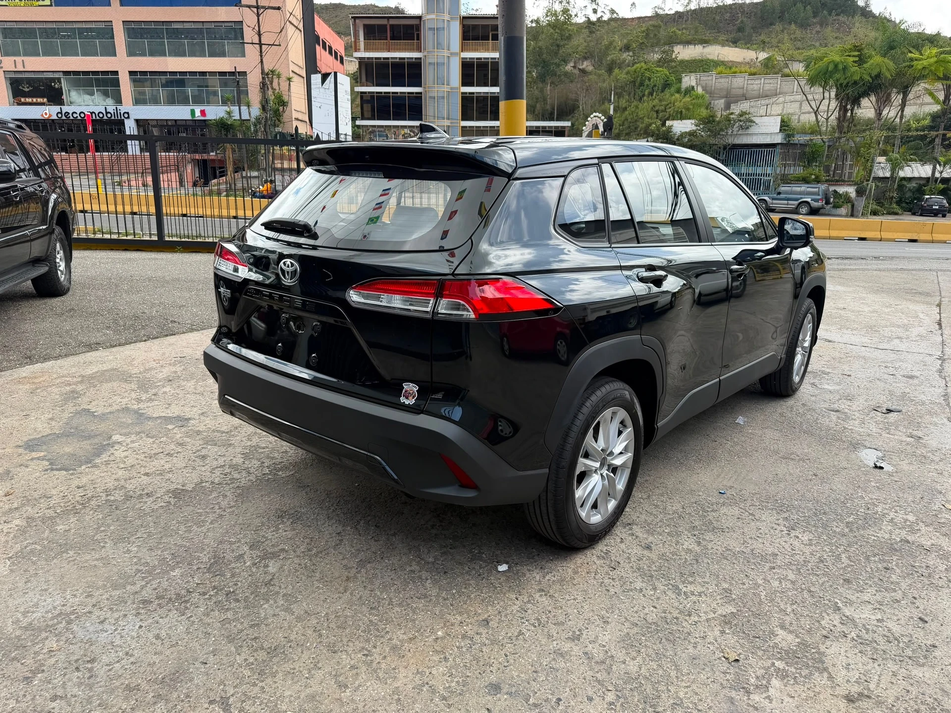 2026 Toyota Corolla Cross Élite — photo 3