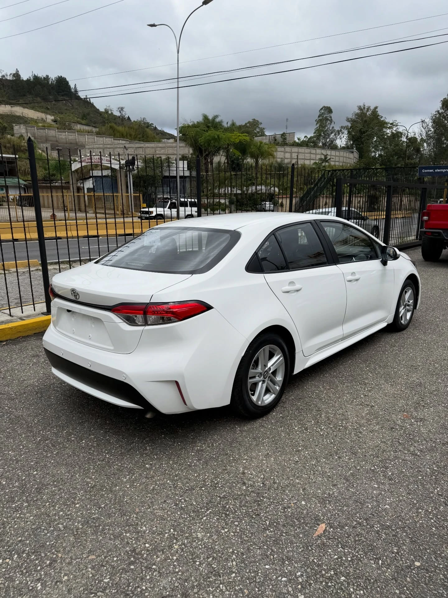 2022 Toyota Corolla Levin — photo 4