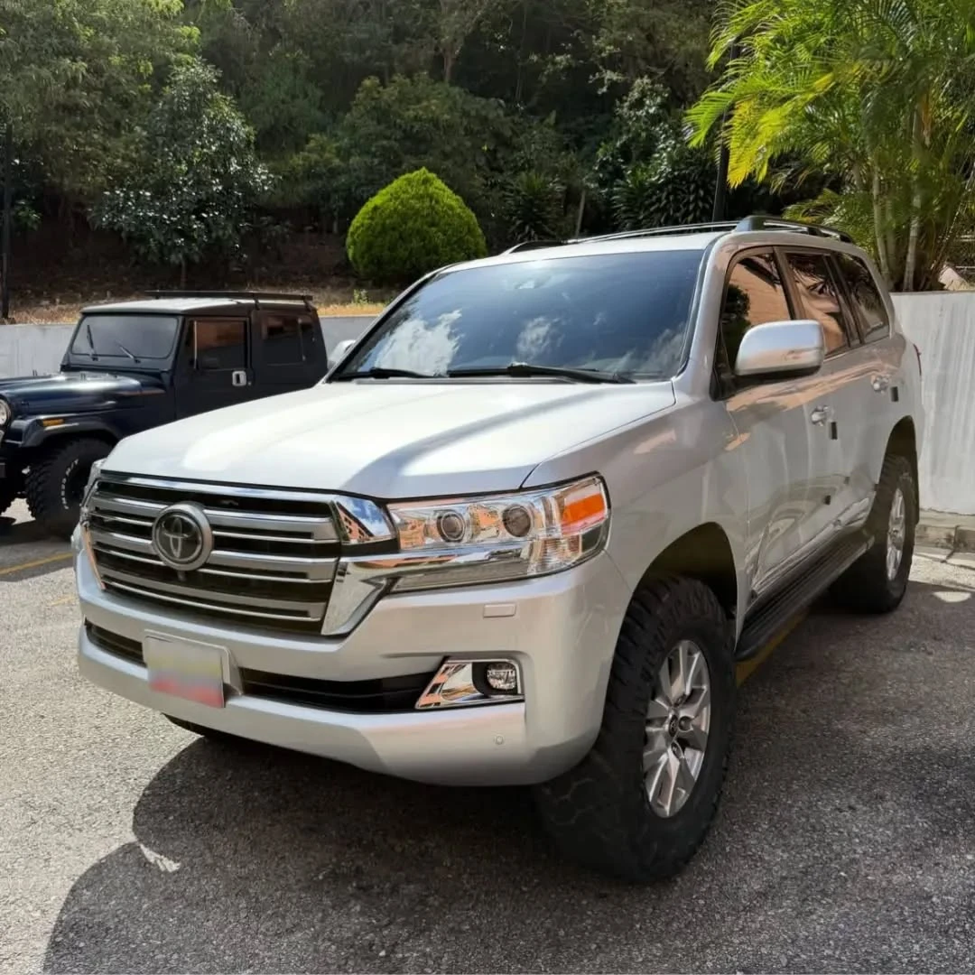 2018 Toyota Land Cruiser 200 (2018) — foto 3