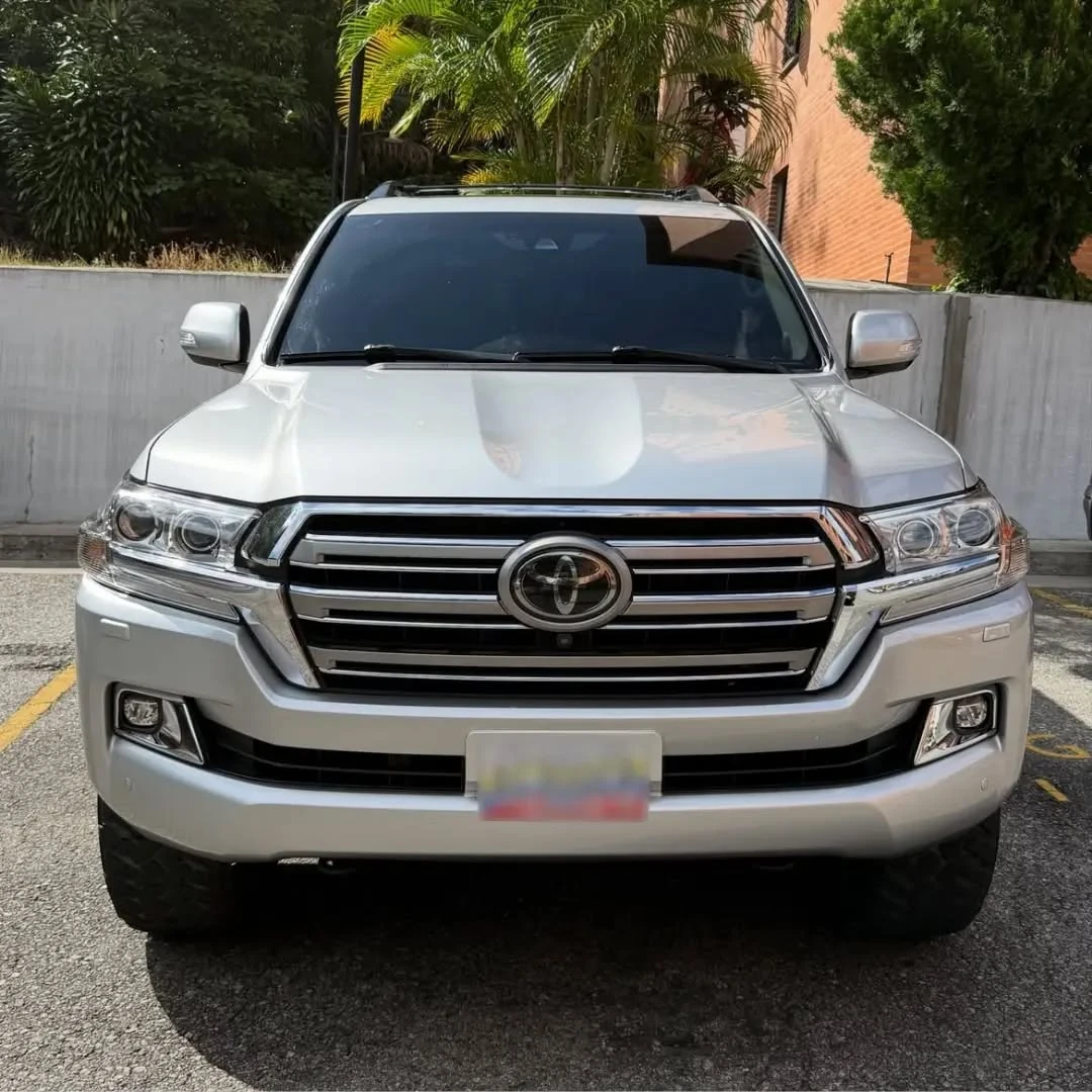 2018 Toyota Land Cruiser 200 (2018) — foto 2