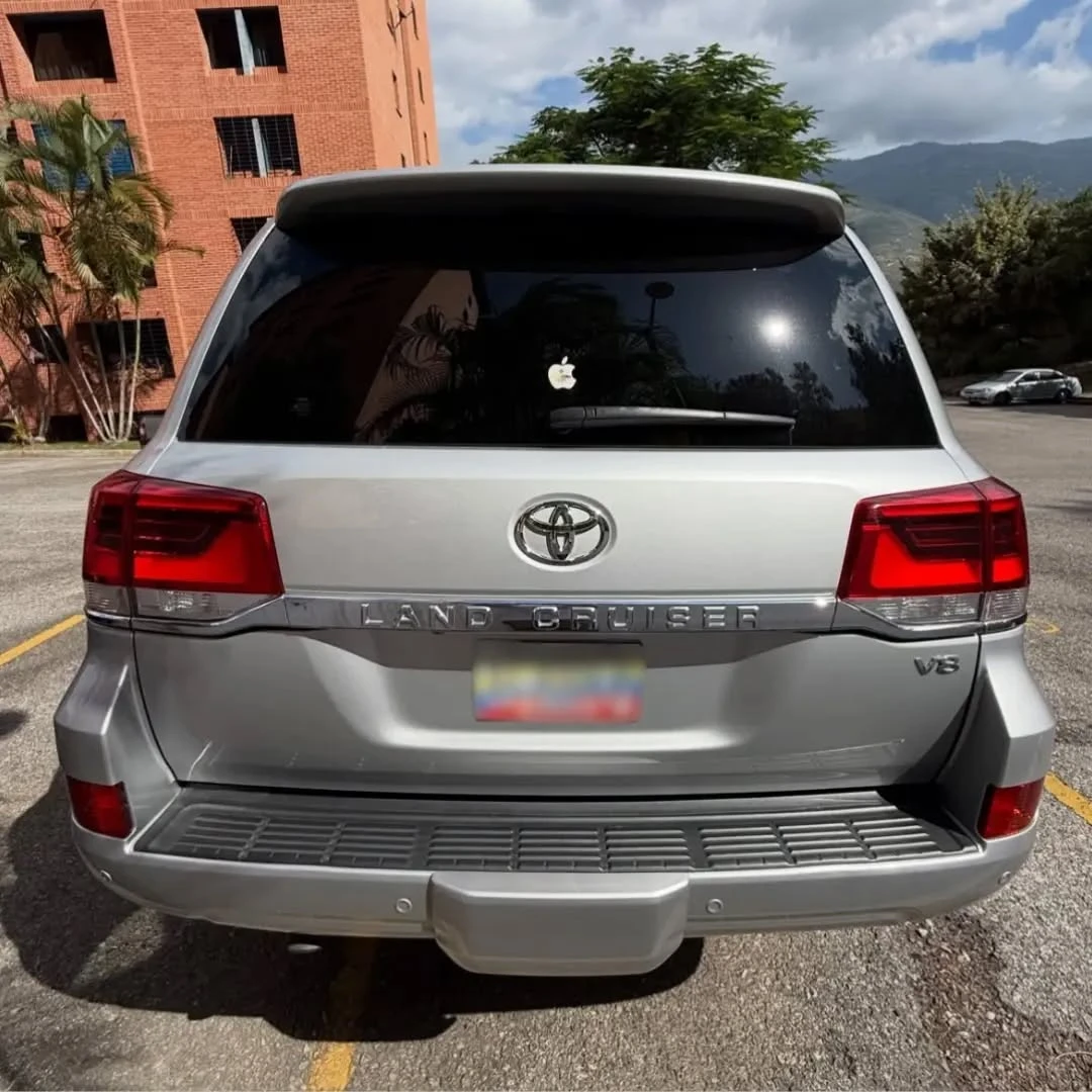 2018 Toyota Land Cruiser 200 (2018) — foto 5