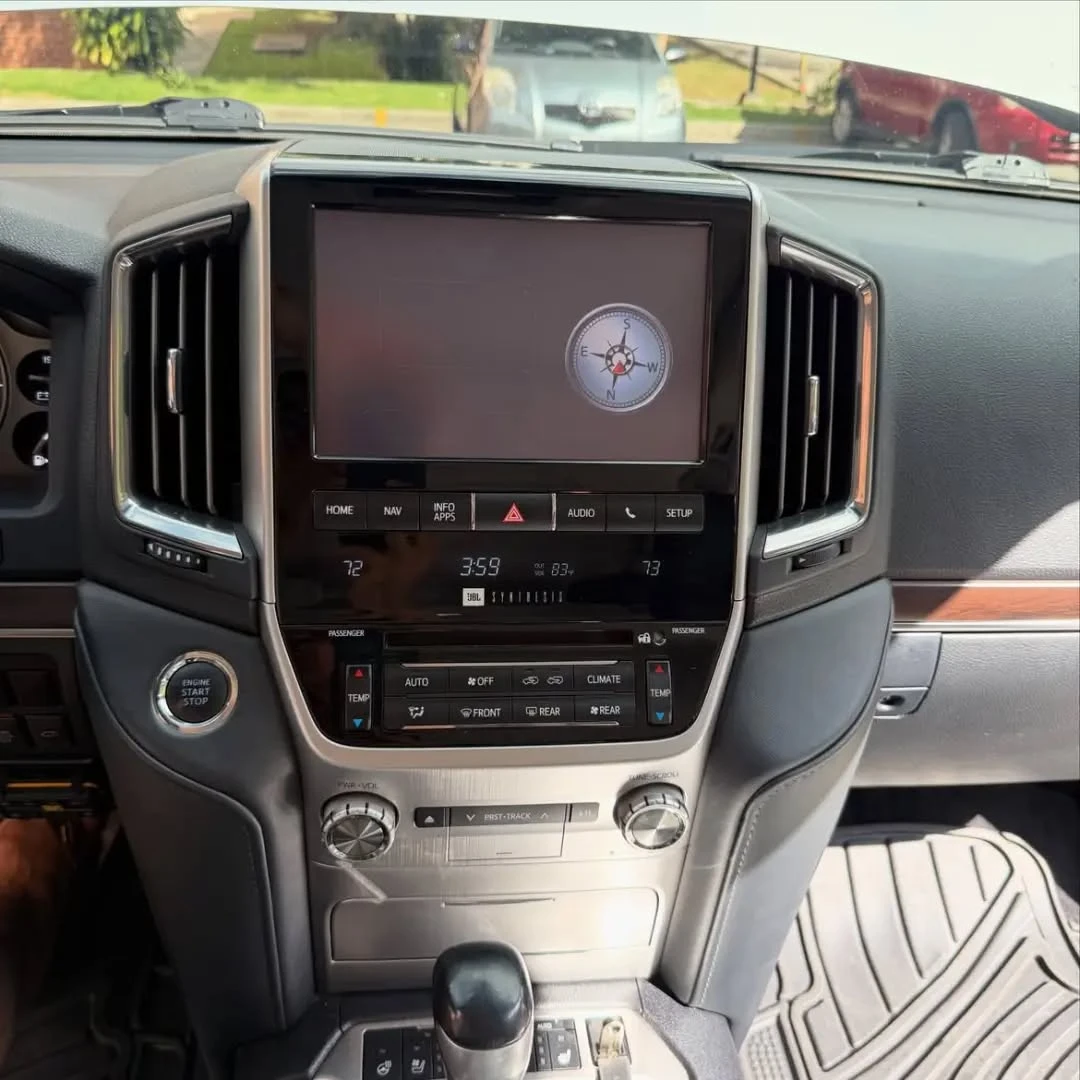 2018 Toyota Land Cruiser 200 (2018) — foto 13