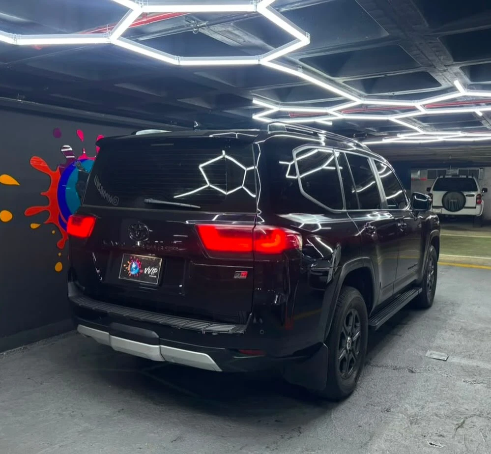 2023 Toyota Land Cruiser (LC300) GR — foto 3