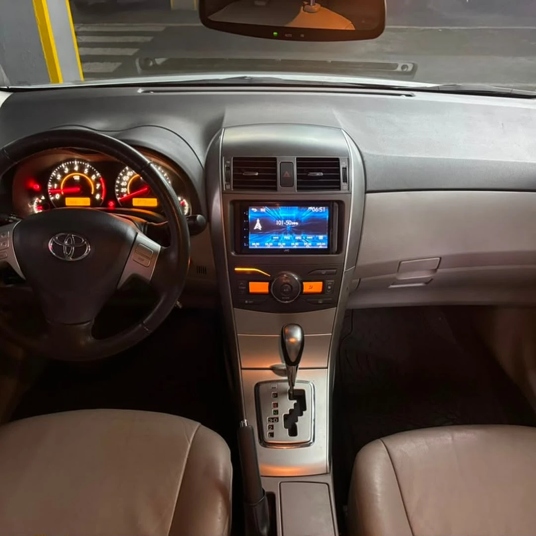2012 Toyota Corolla GLI — photo 8