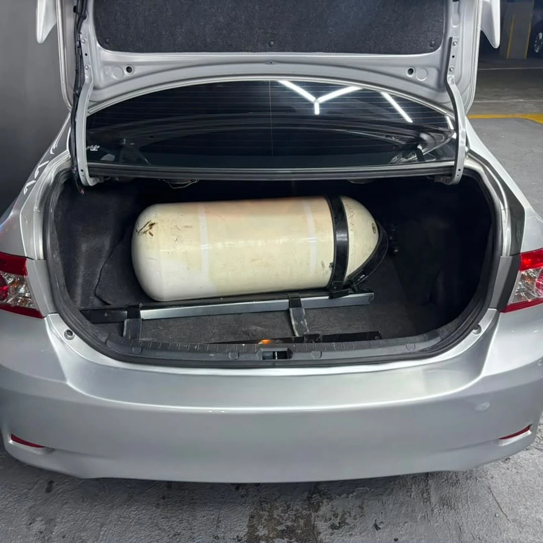 2012 Toyota Corolla GLI — photo 11