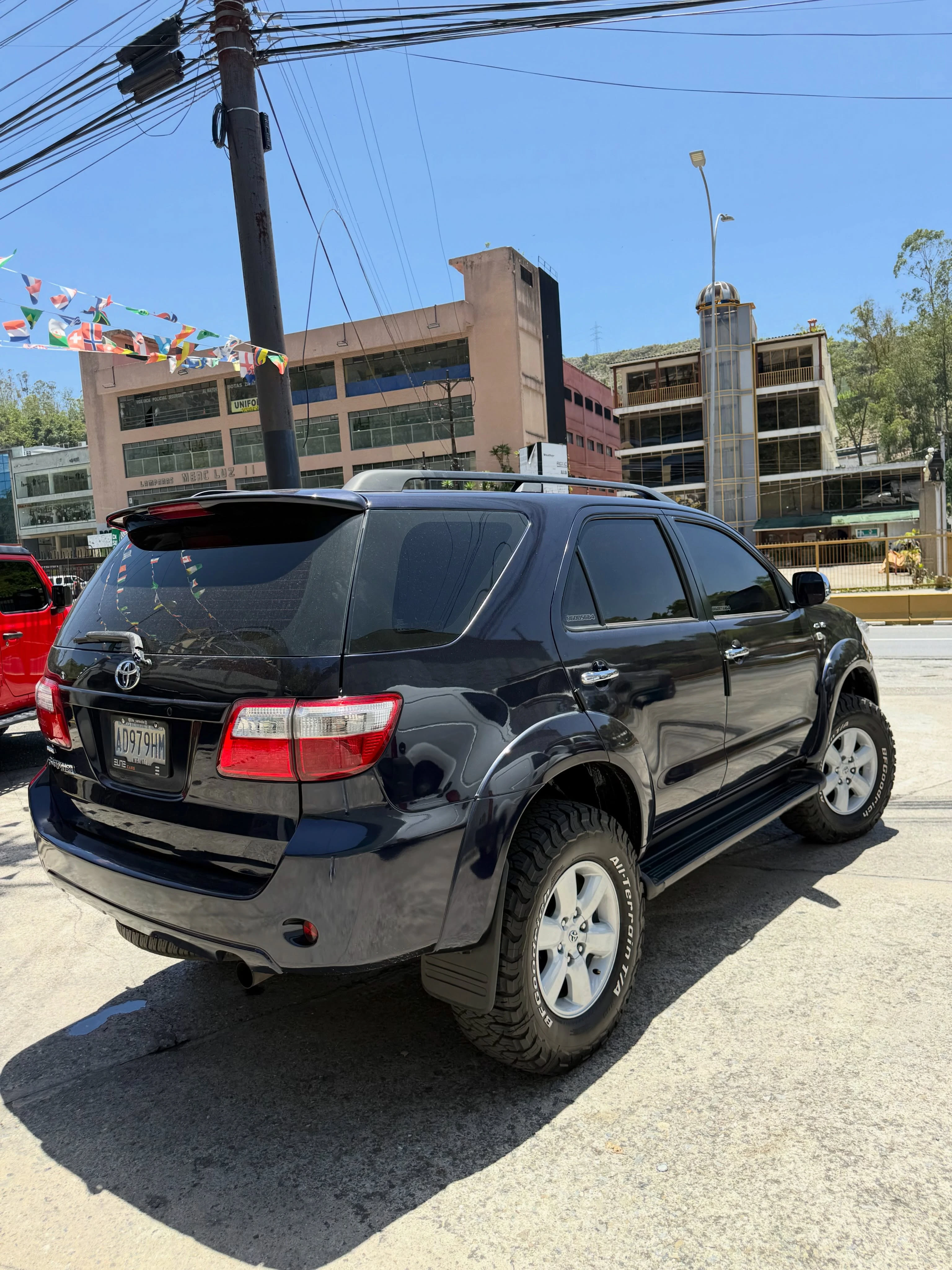 2011 Toyota Fortuner Full — photo 4