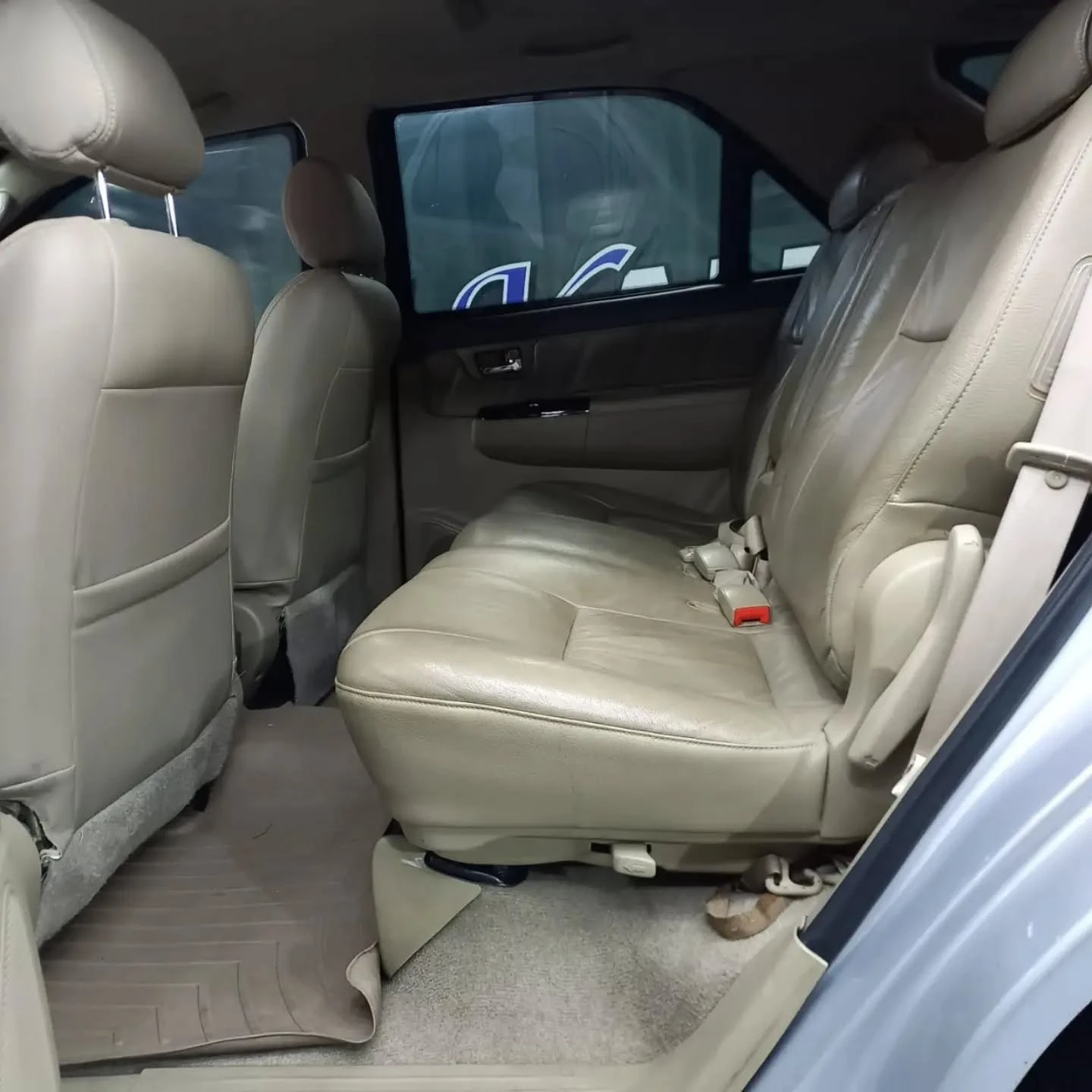 2012 Toyota Previa Cita — photo 6