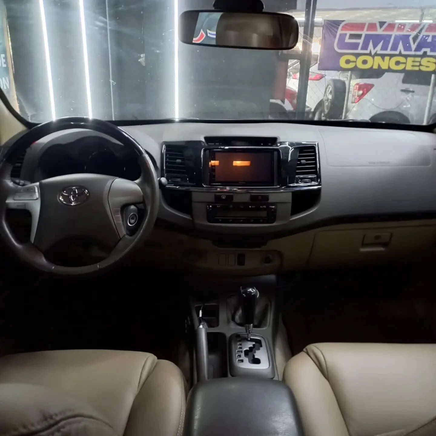 2012 Toyota Previa Cita — photo 7