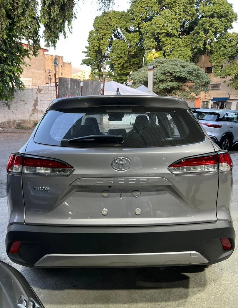 2026 Toyota Corolla Cross Élite — photo 4