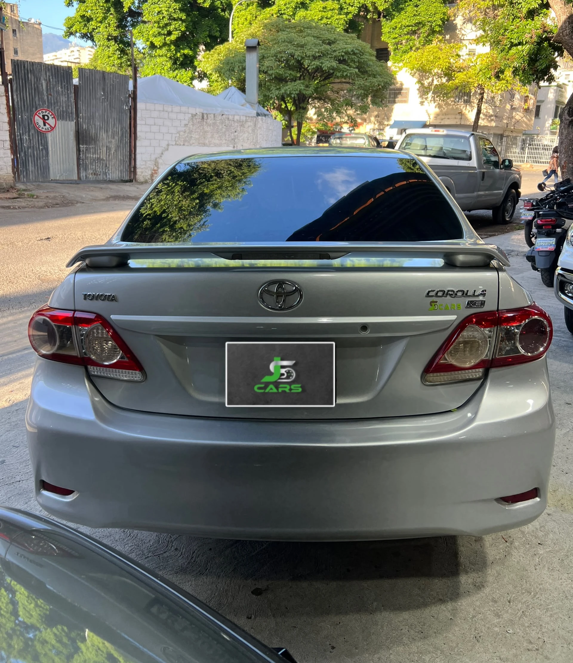 2013 Toyota Corolla Xei — photo 4