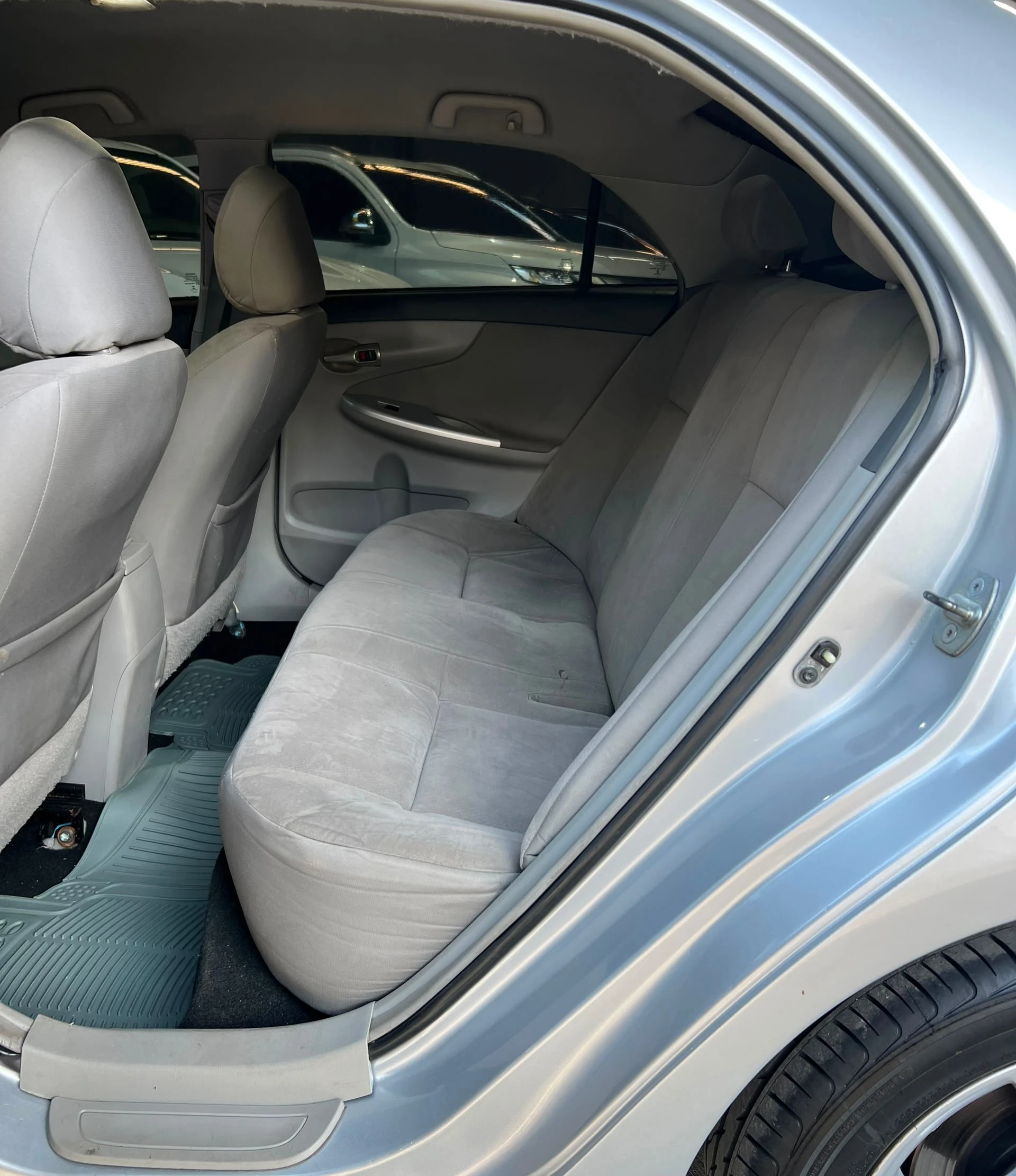 2013 Toyota Corolla Xei — photo 8