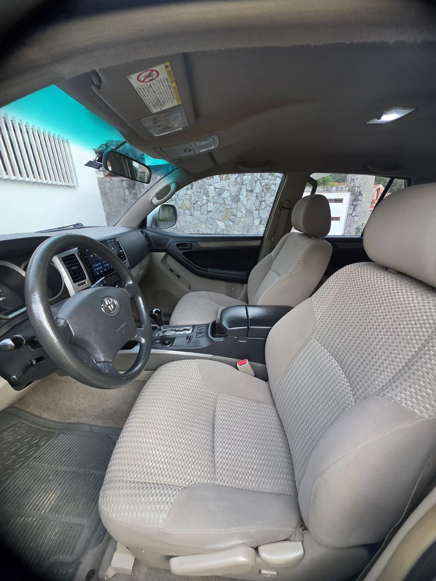 2007 Toyota 4Runner LE — photo 3