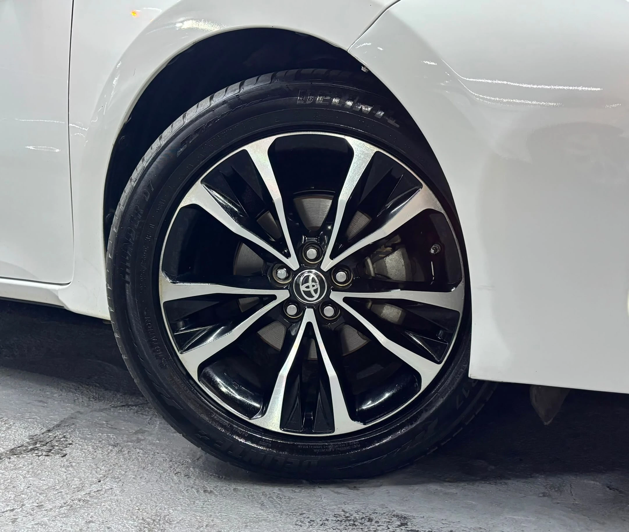 2019 Toyota Corolla SE — photo 6