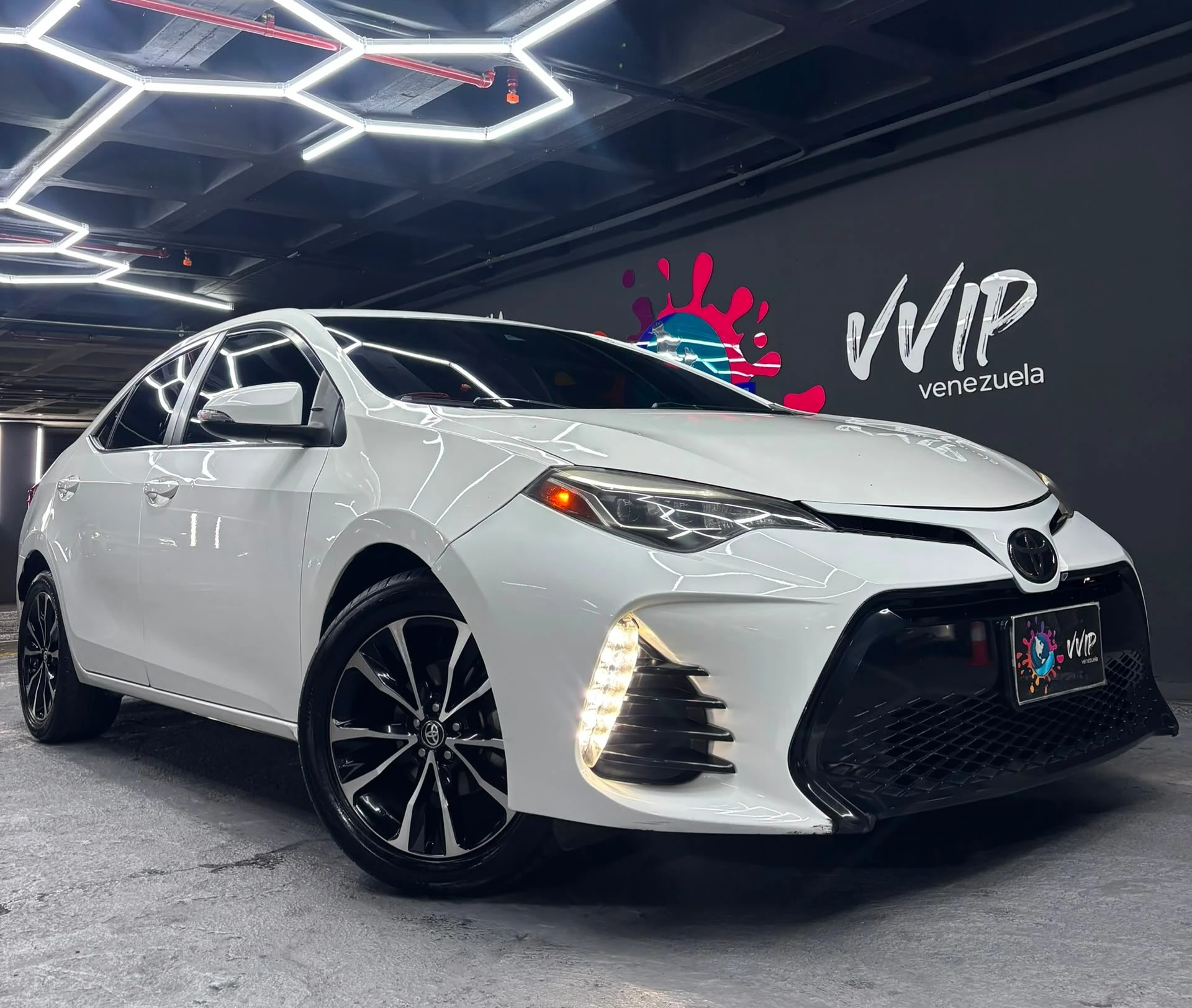 2019 Toyota Corolla SE — photo 13