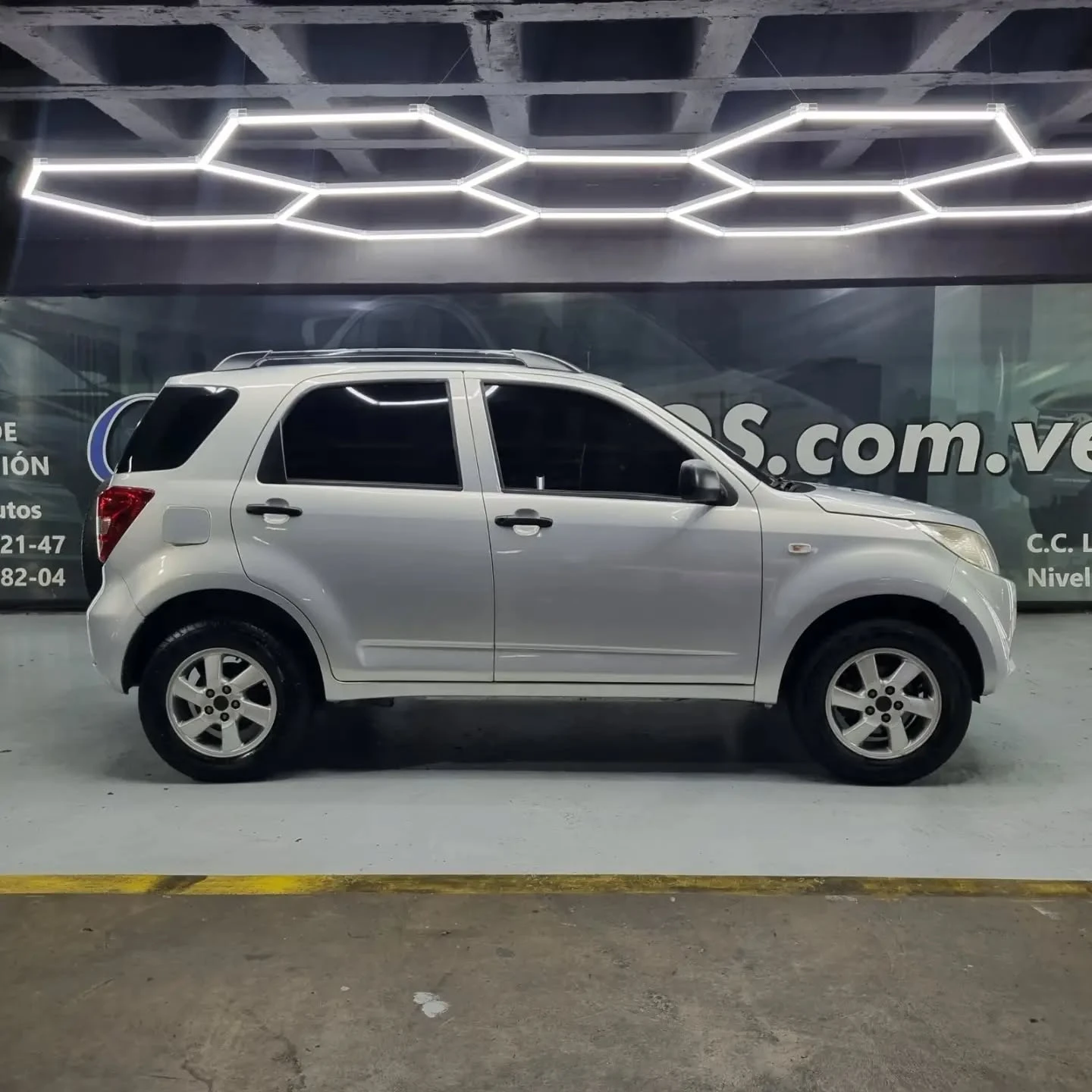 2008 Daihatsu Terios Bego 2008 — photo 2