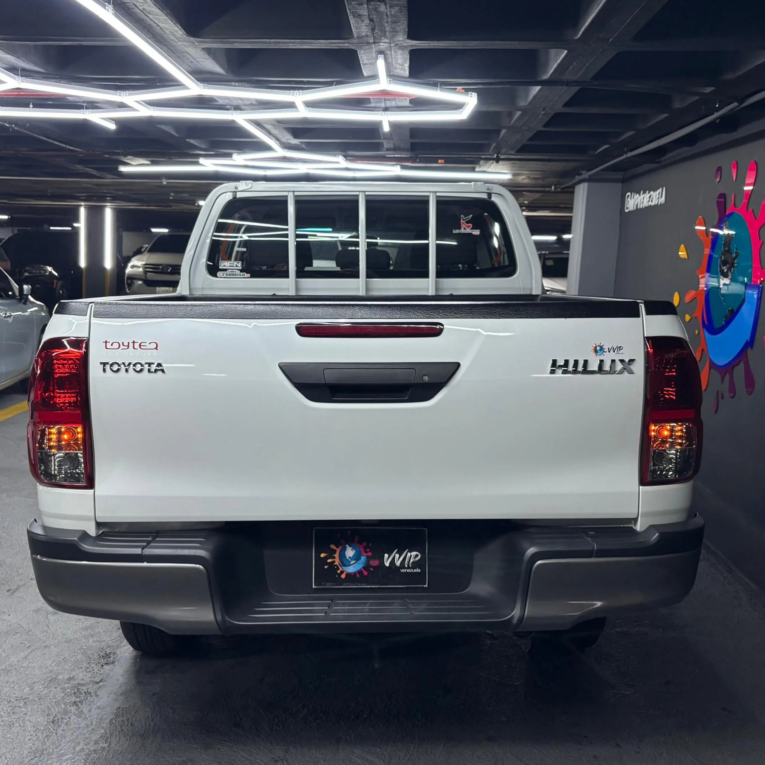 2023 Toyota Hilux — photo 4