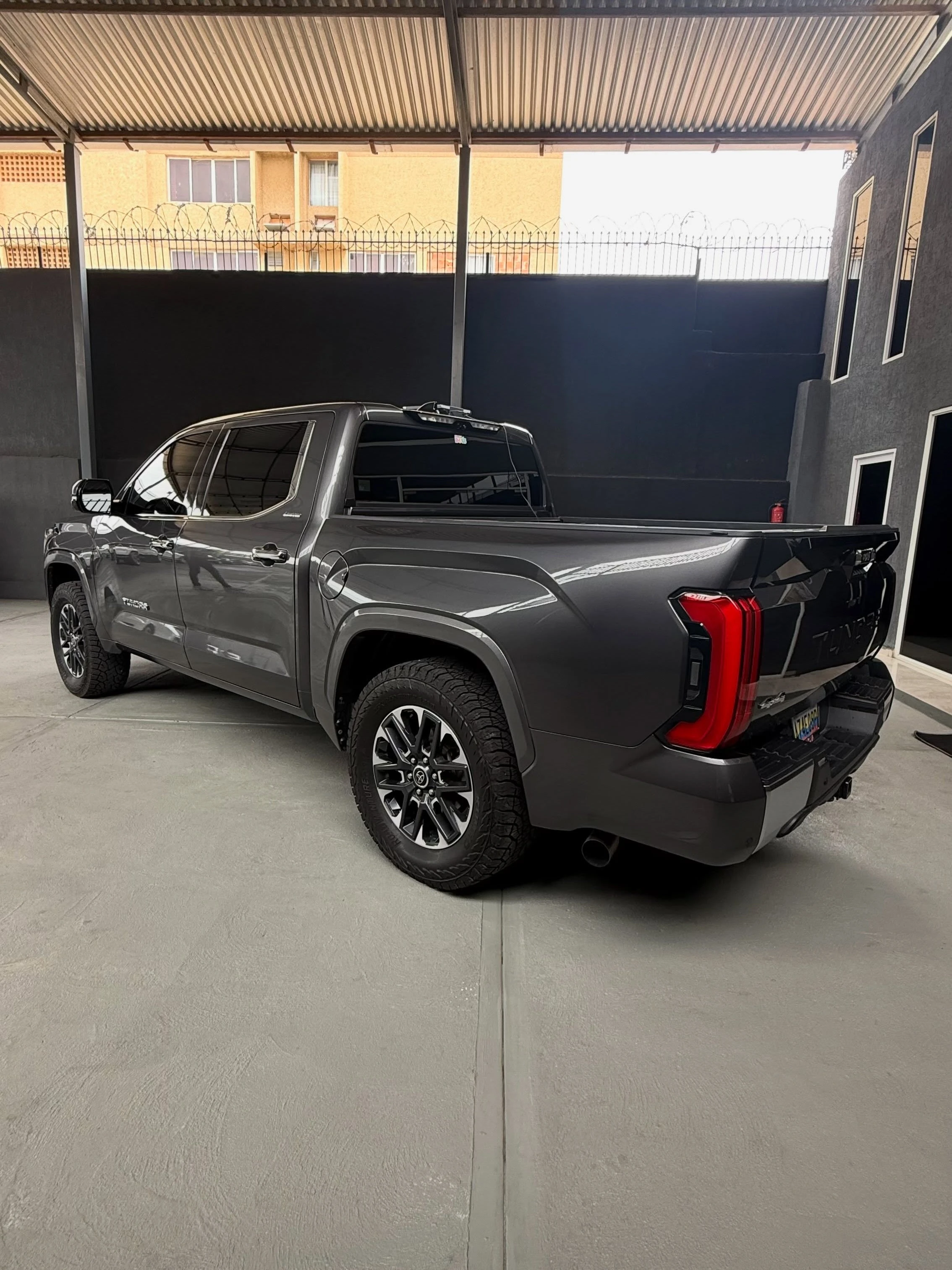 2023 Toyota Tundra Limite — foto 4