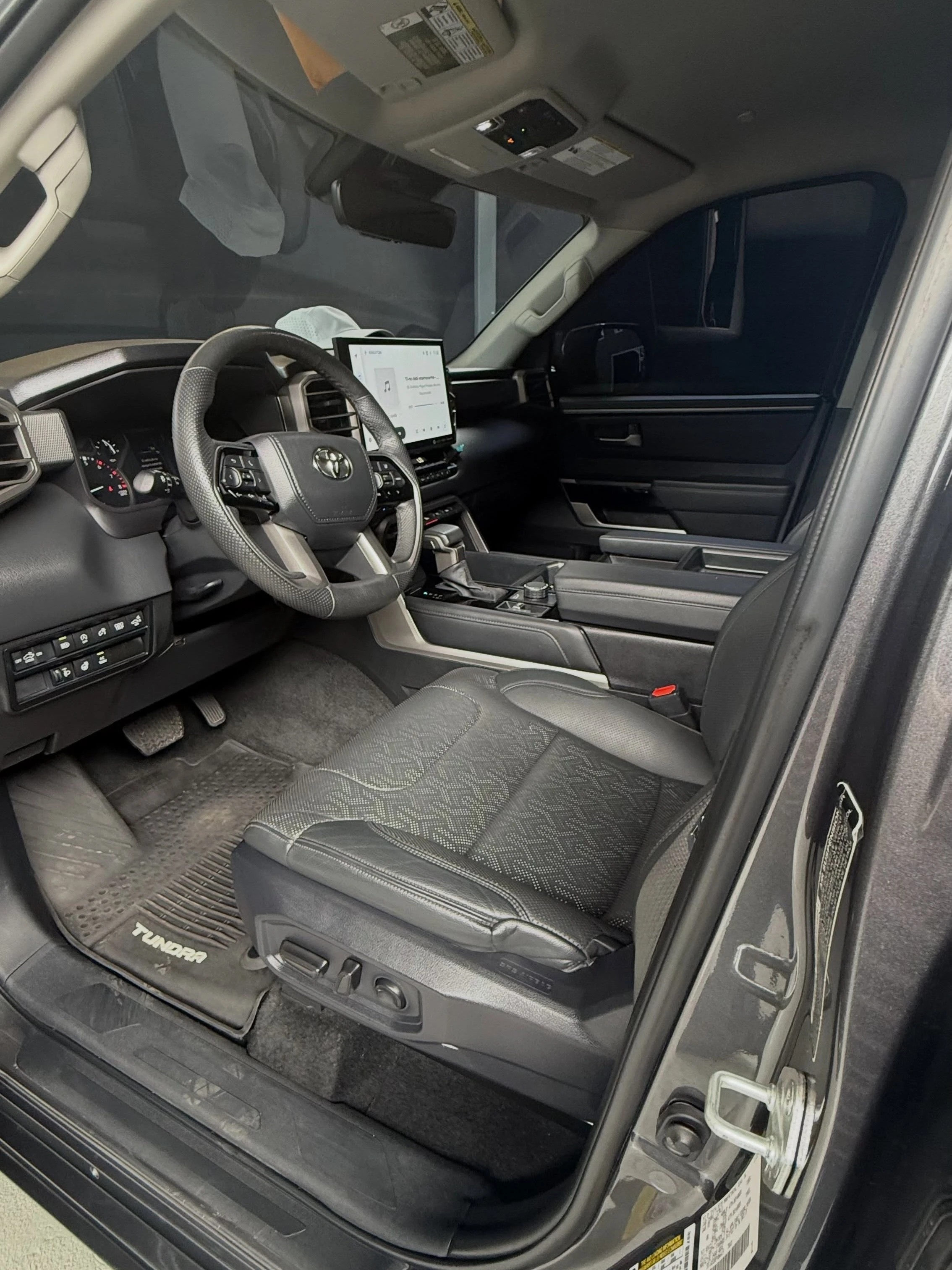 2023 Toyota Tundra Limite — foto 7