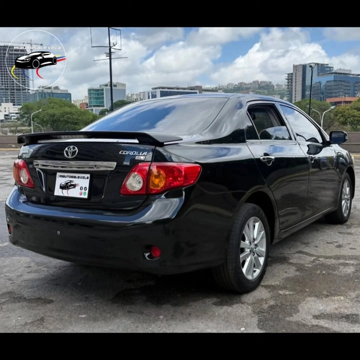 2010 Toyota Corolla GLI — foto 3