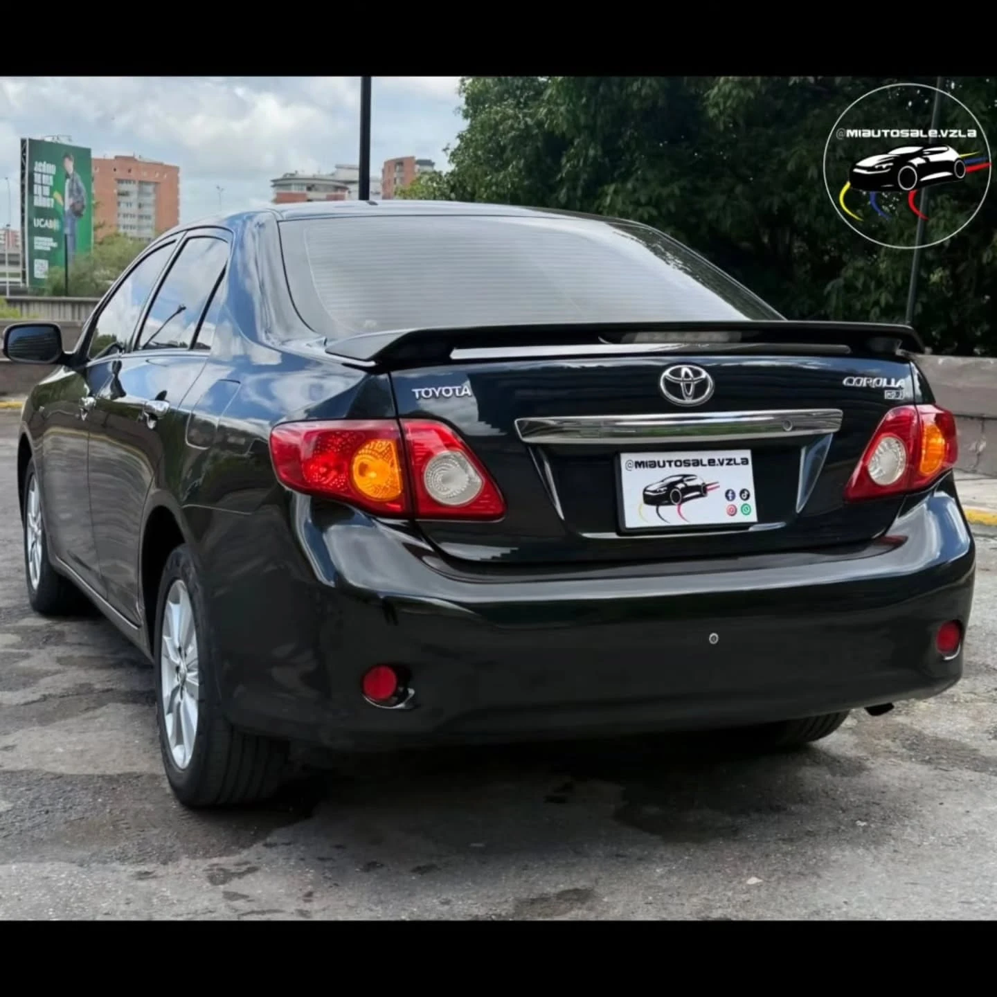 2010 Toyota Corolla GLI — foto 5