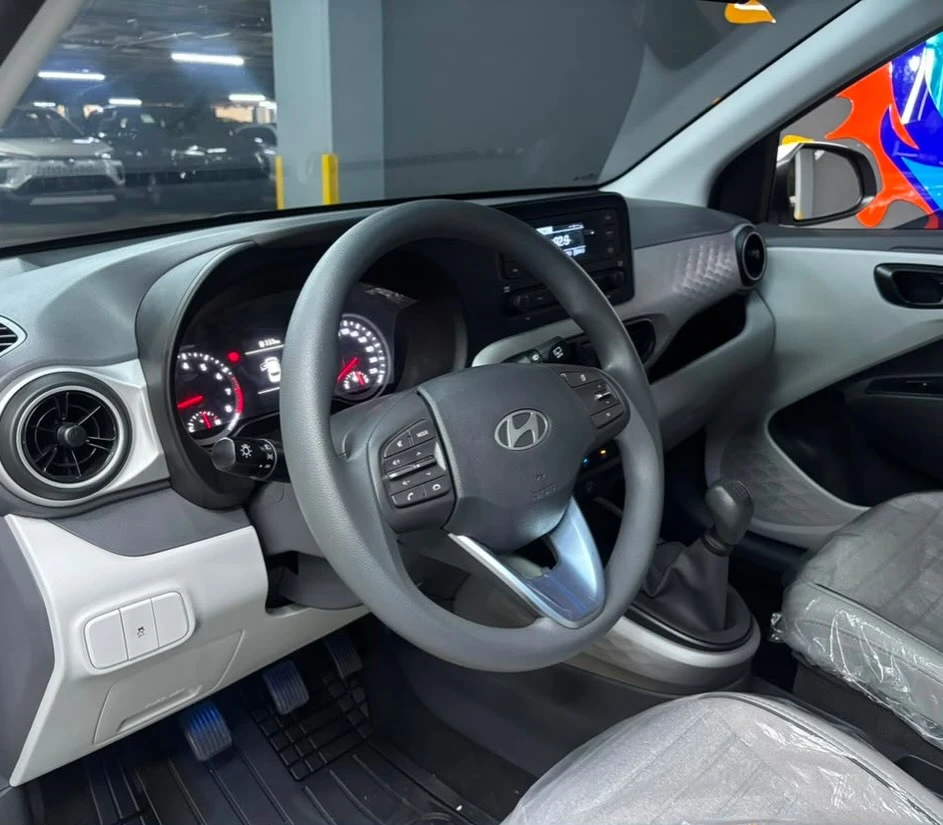 2025 Hyundai Grand i10 — foto 8