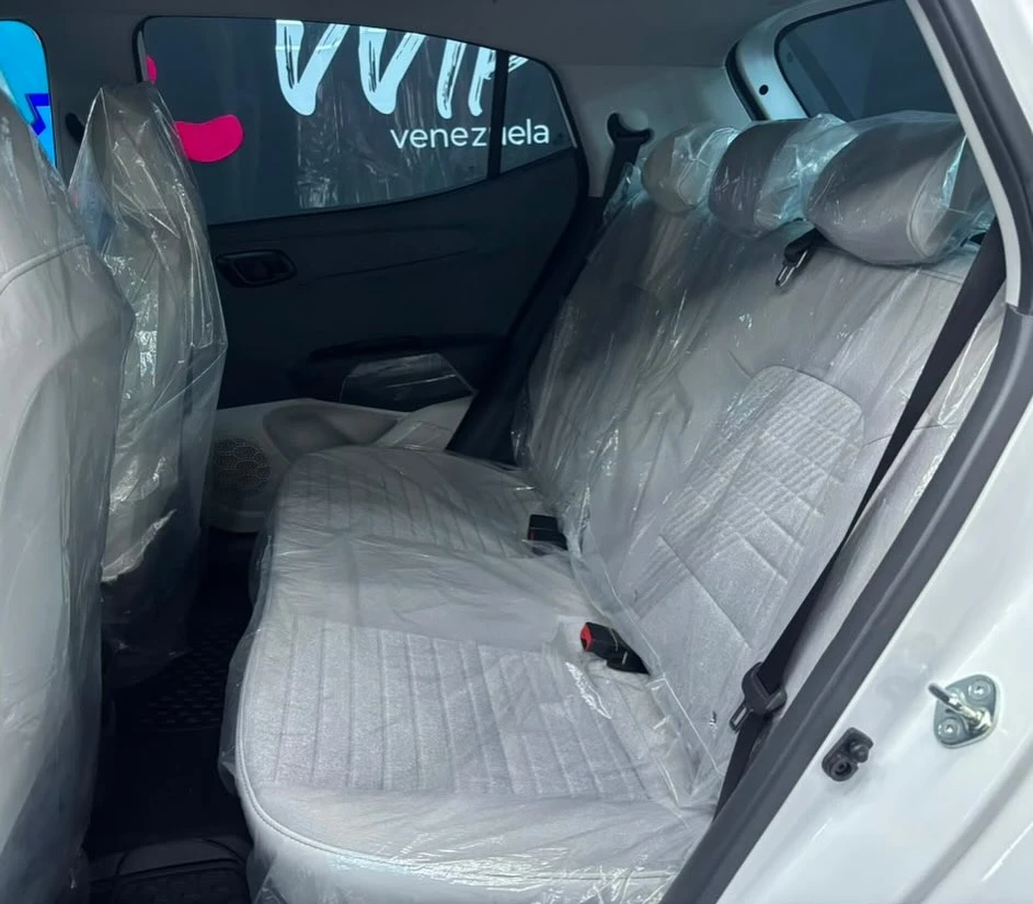 2025 Hyundai Grand i10 — foto 11