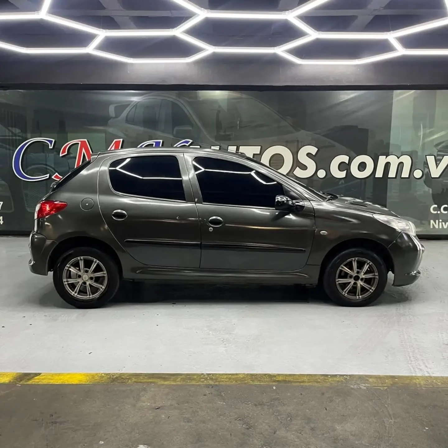 2012 Peugeot 207 Compact — foto 3