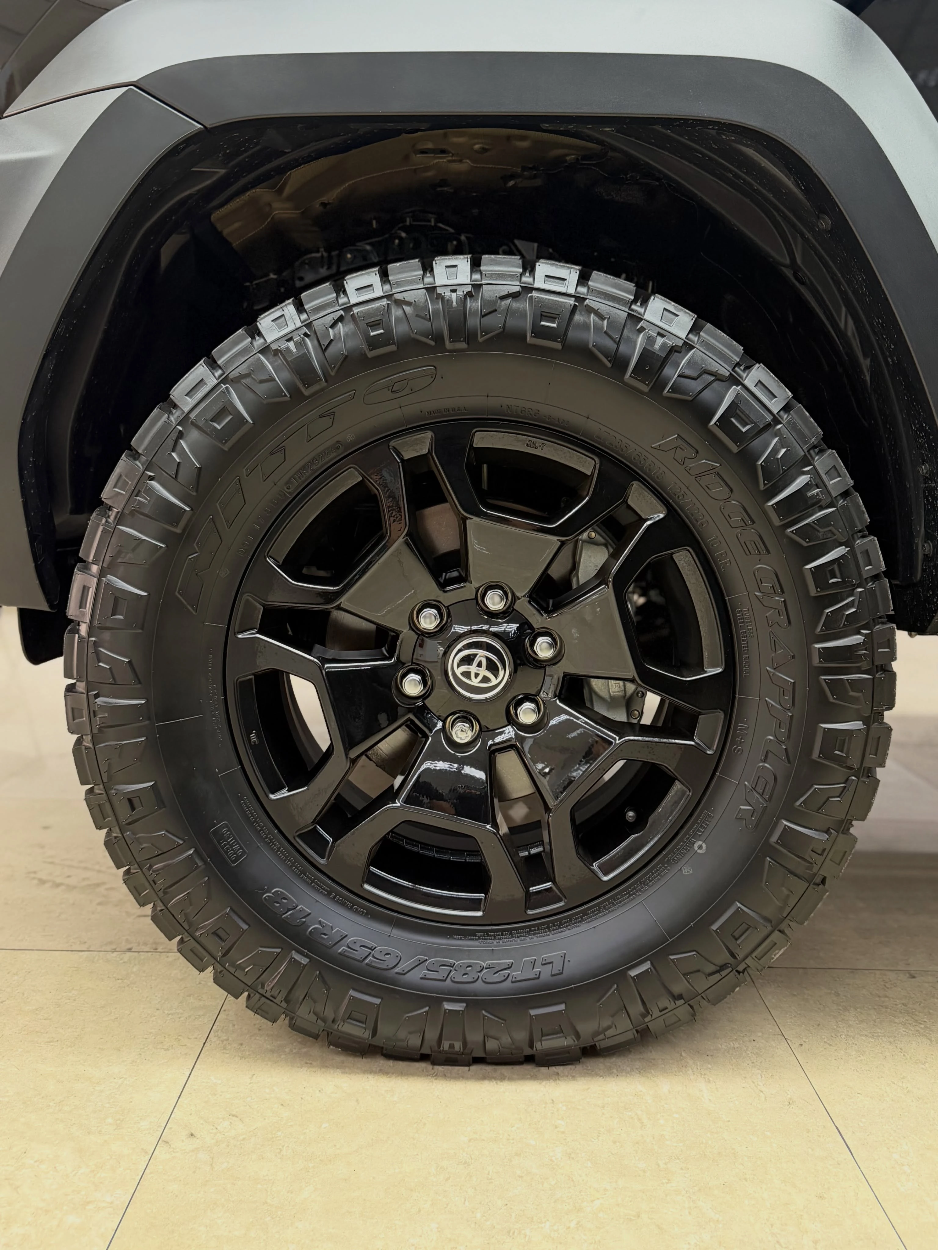 2026 Toyota FJ Cruiser WX — foto 11