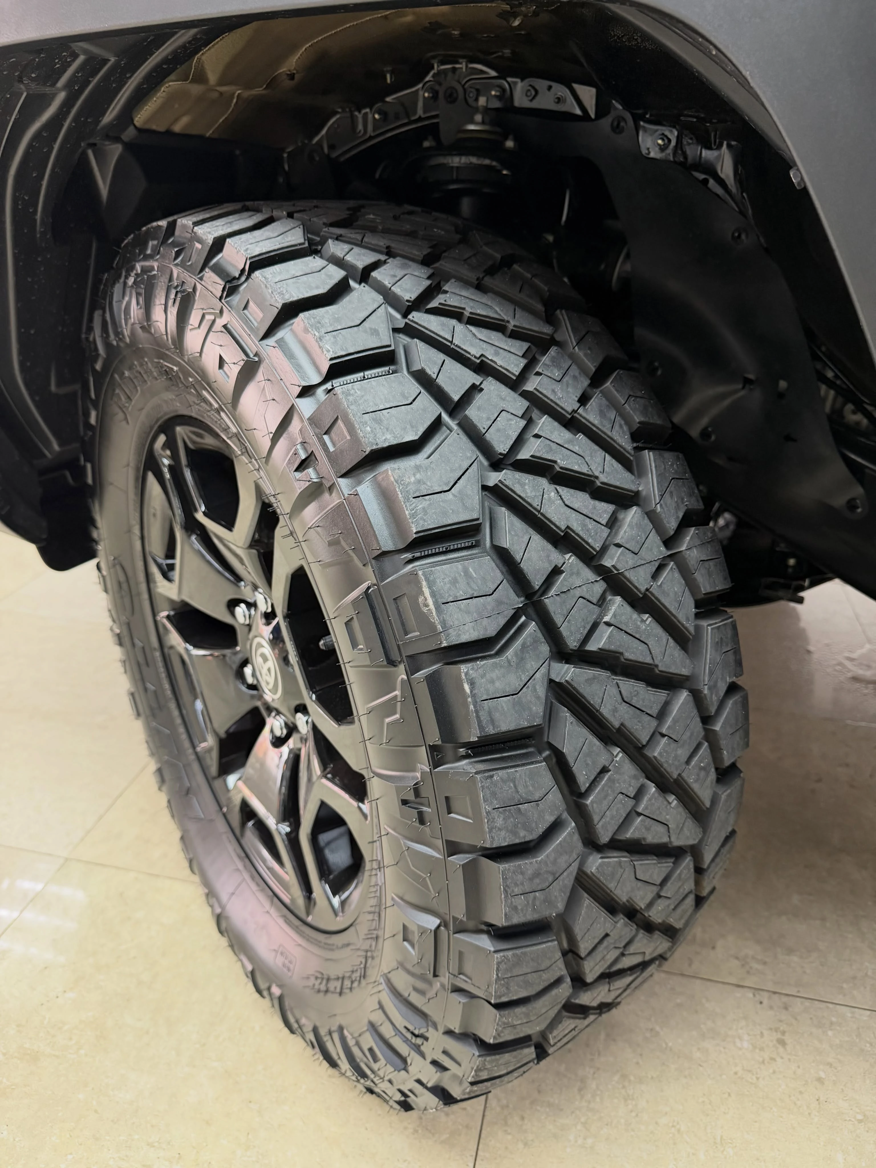 2026 Toyota FJ Cruiser WX — foto 12