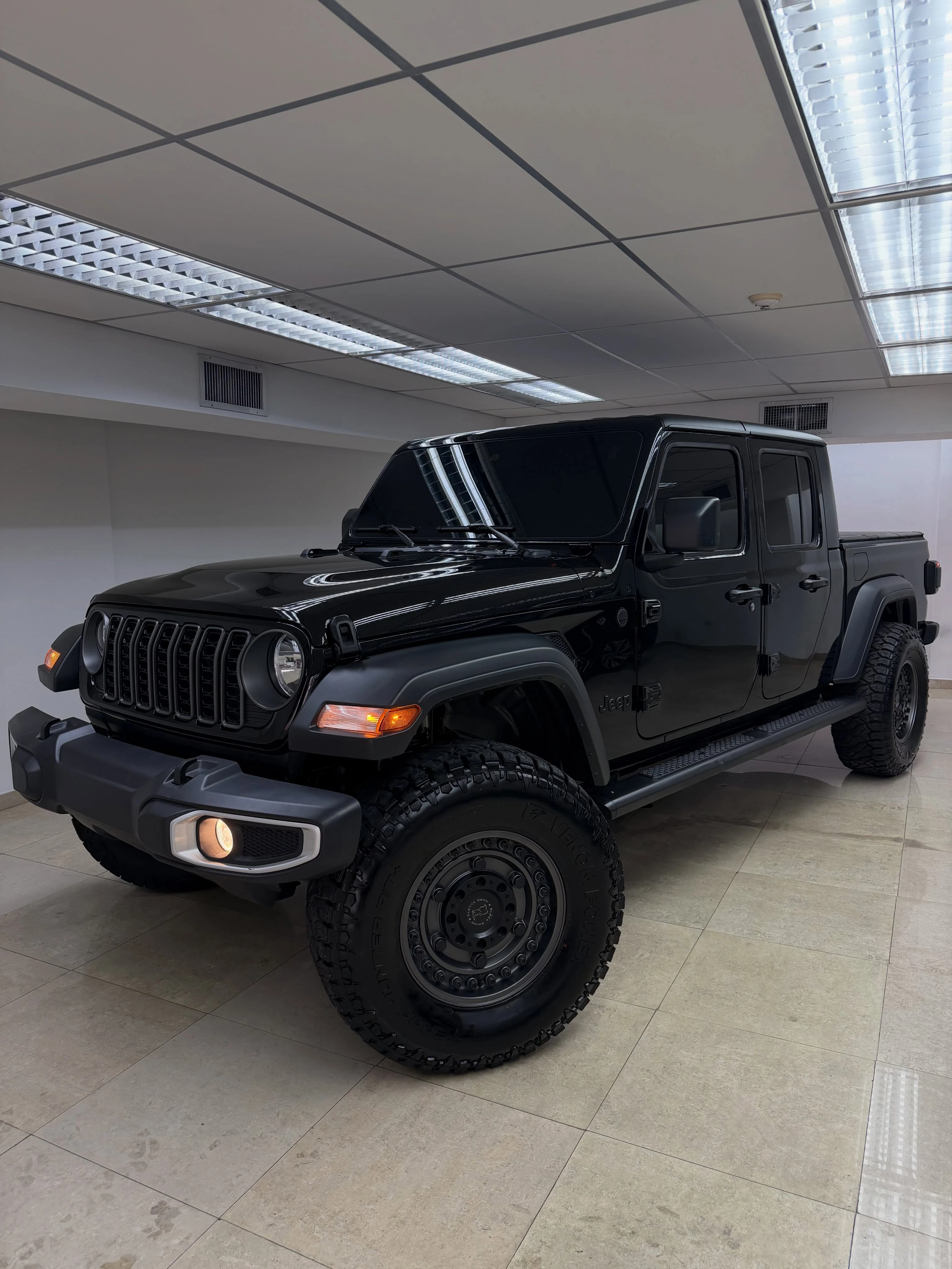 2025 Jeep Gladiator