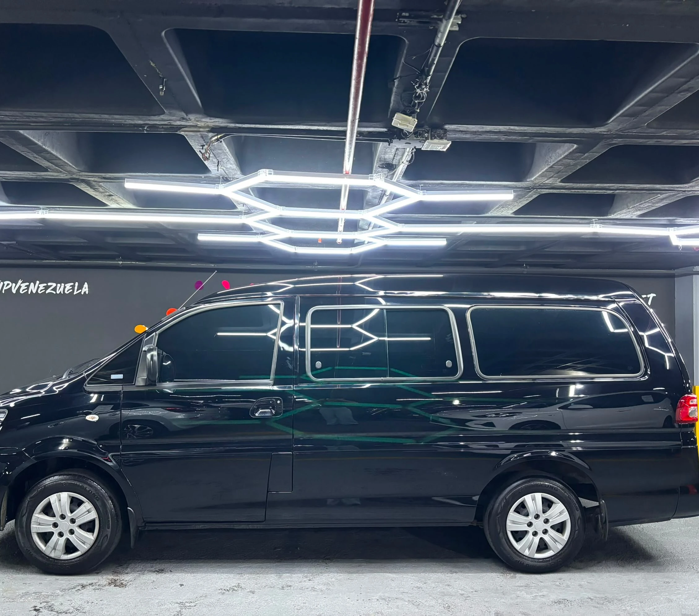 2025 Dongfeng Forthing — foto 4