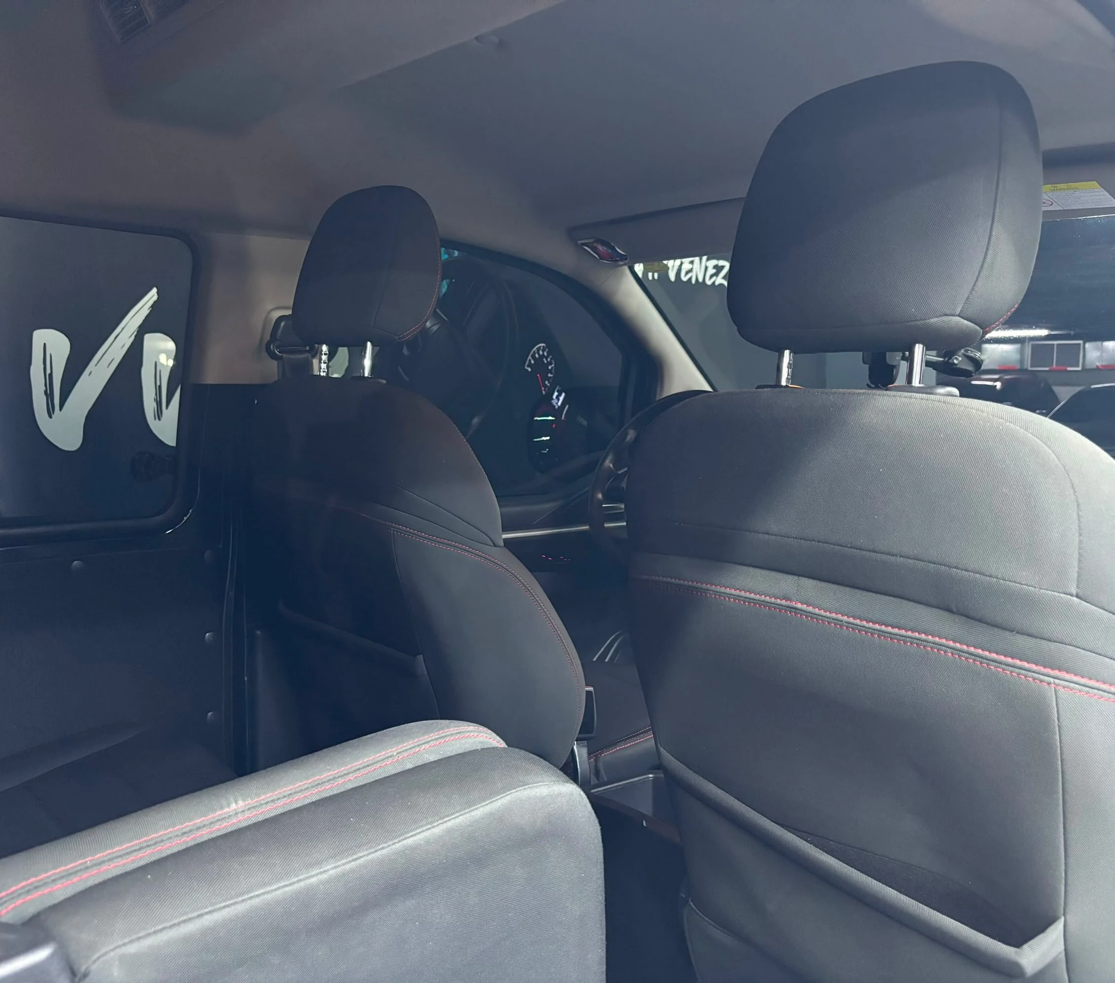 2025 Dongfeng Forthing — foto 12