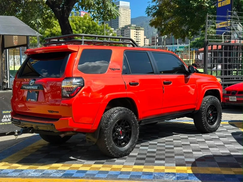 2015 Toyota 4Runner TRD PRO — foto 7