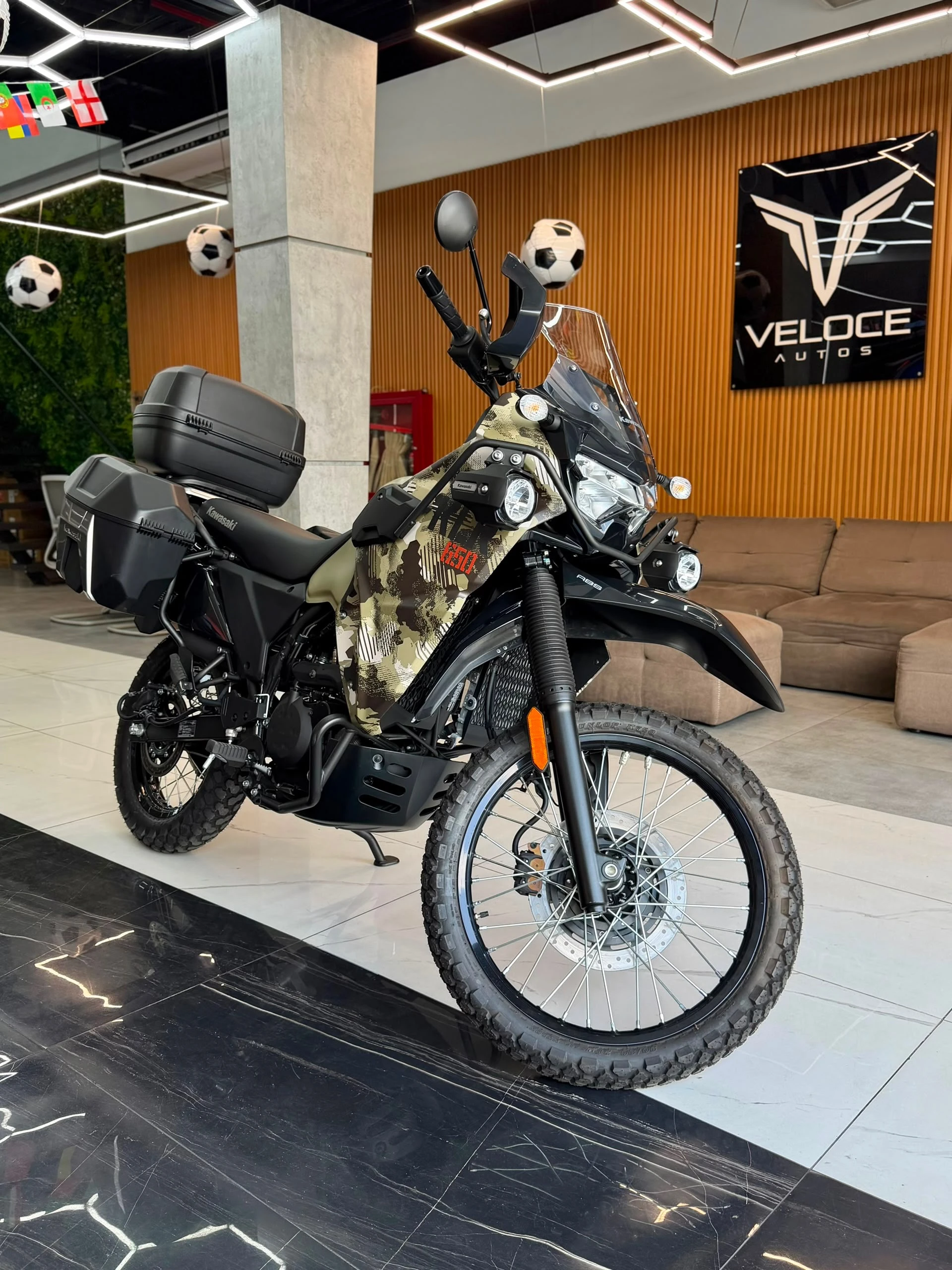 2026 Kawasaki KLR 650 ADVENTURE — foto 2